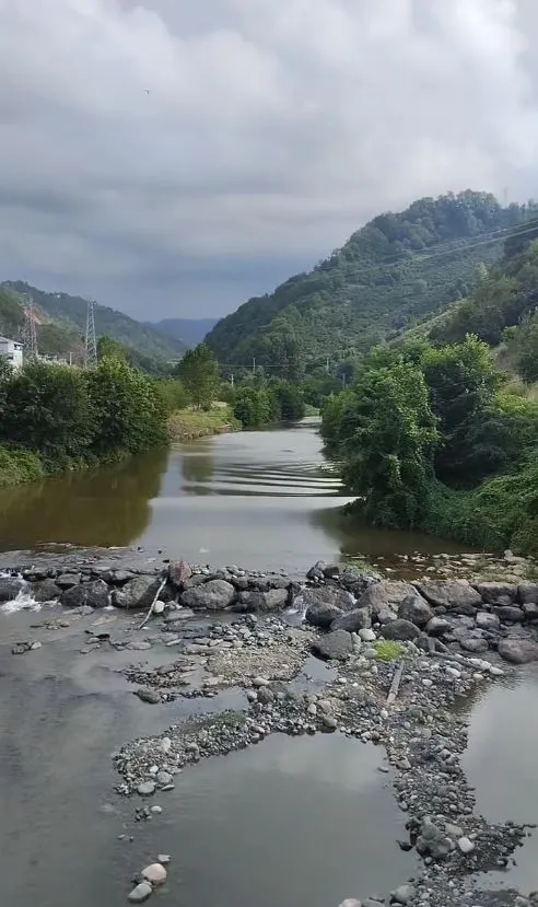 Giresun'daki sel felaketinde anne ve iki kızı hayatını kaybetti