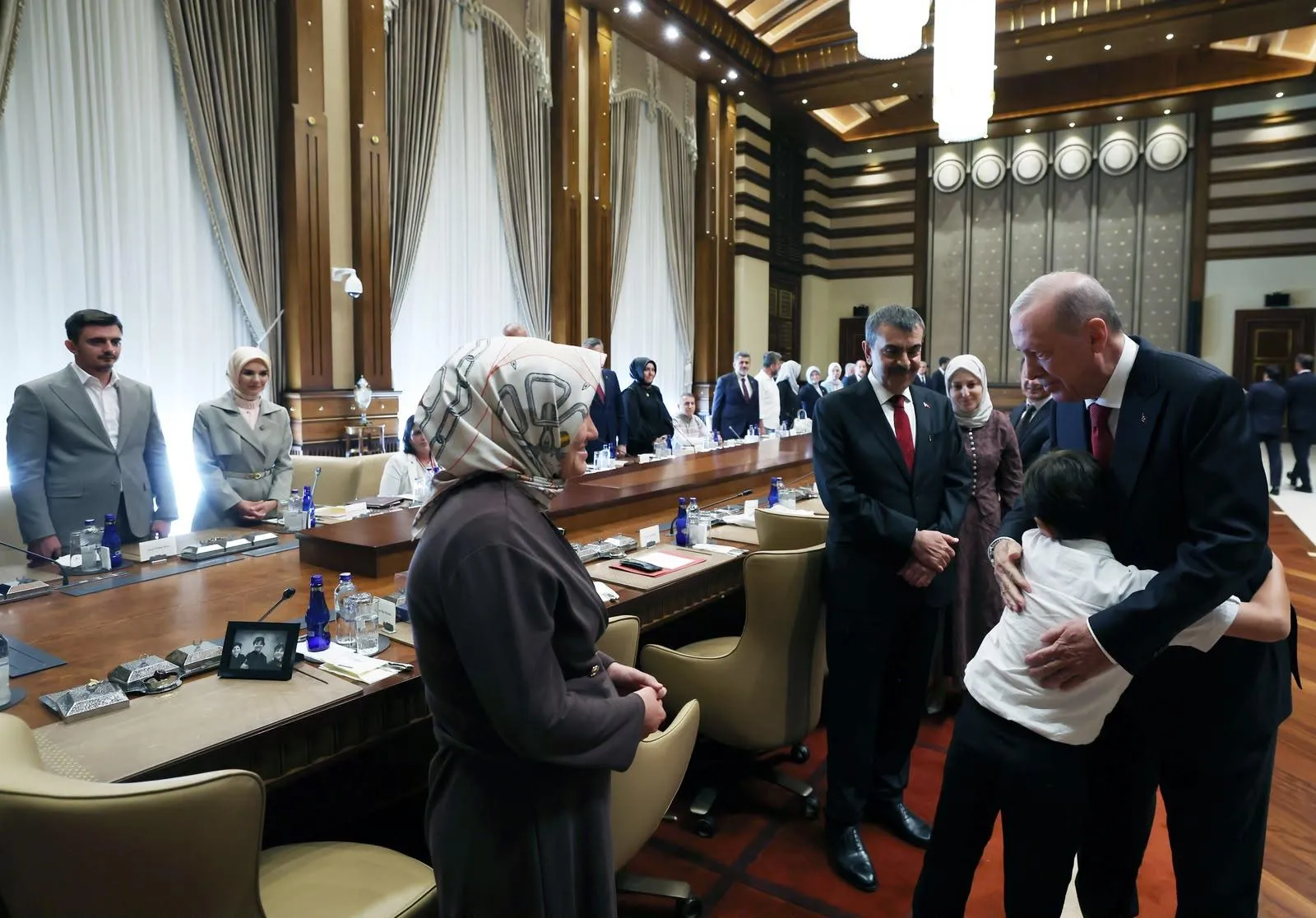 Kahramanmaraş saldırısında hayatını kaybedenlerin aileleri Erdoğan ile görüştü