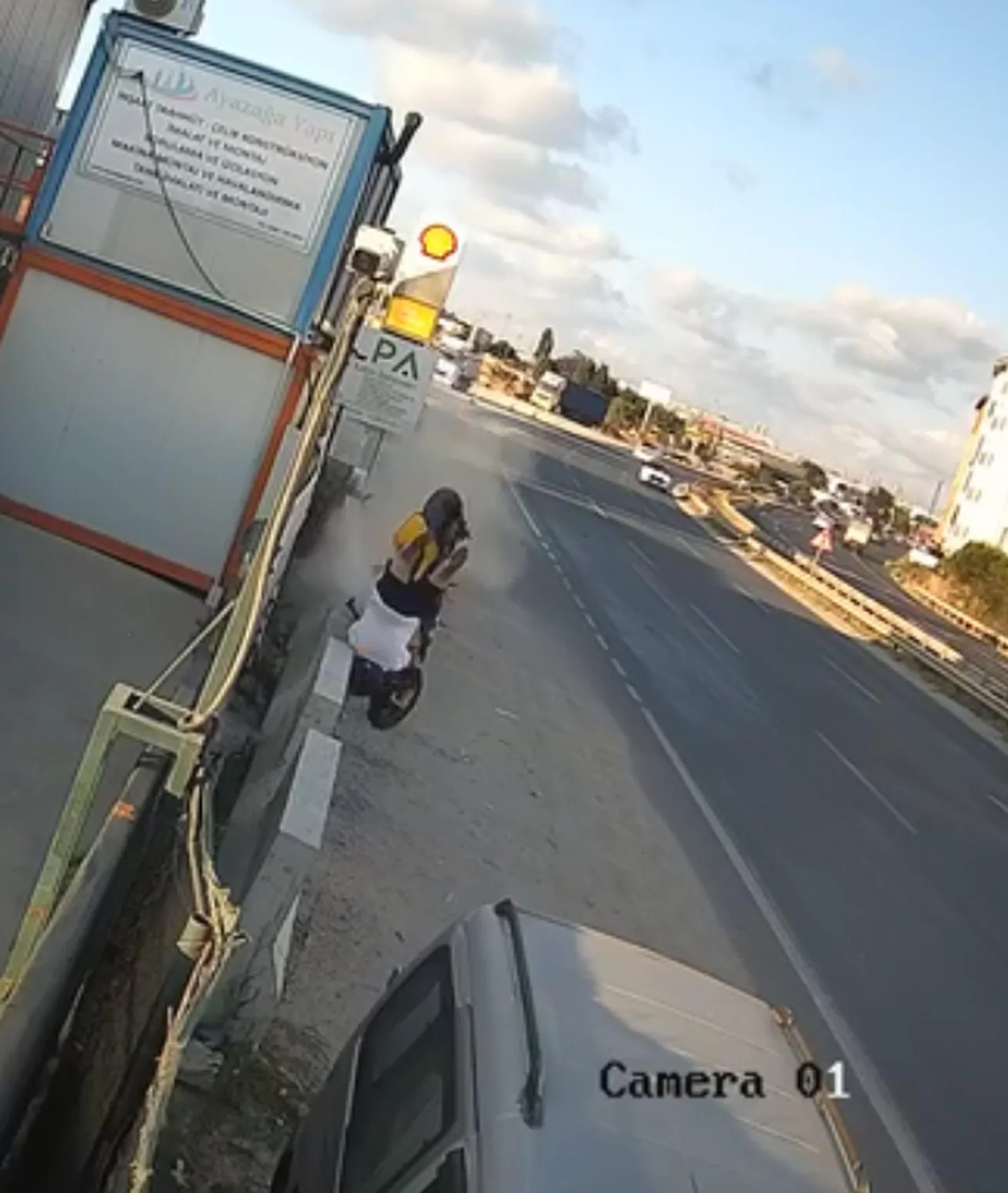 Yeni motosikletiyle ilk sürüşünde hayatını kaybetti