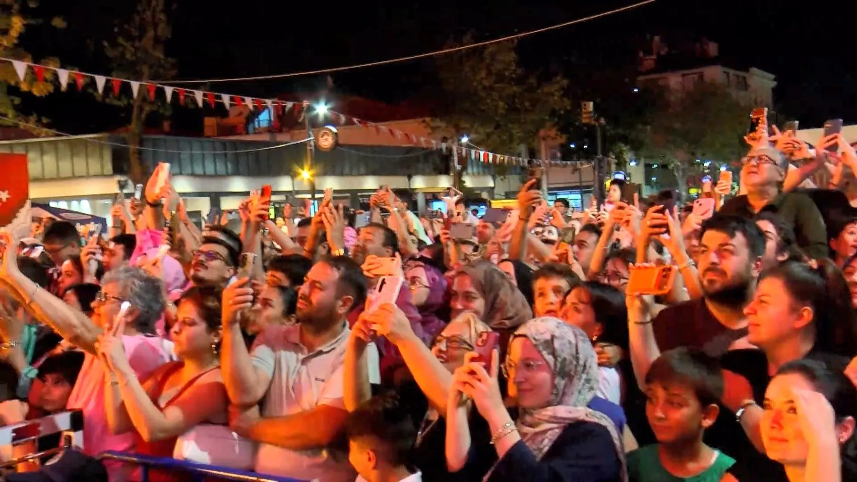 Vali Gül Fatih'te En büyük ordu ailedir