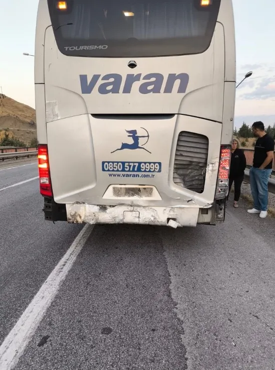 Kırıkkale yolunda feci kaza 25 yaşındaki sürücü hayatını kaybetti