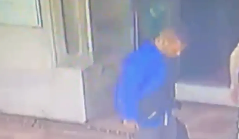 Fatih'te camide namaz kılan vatandaşın 450 bin liralık birikimi çalındı