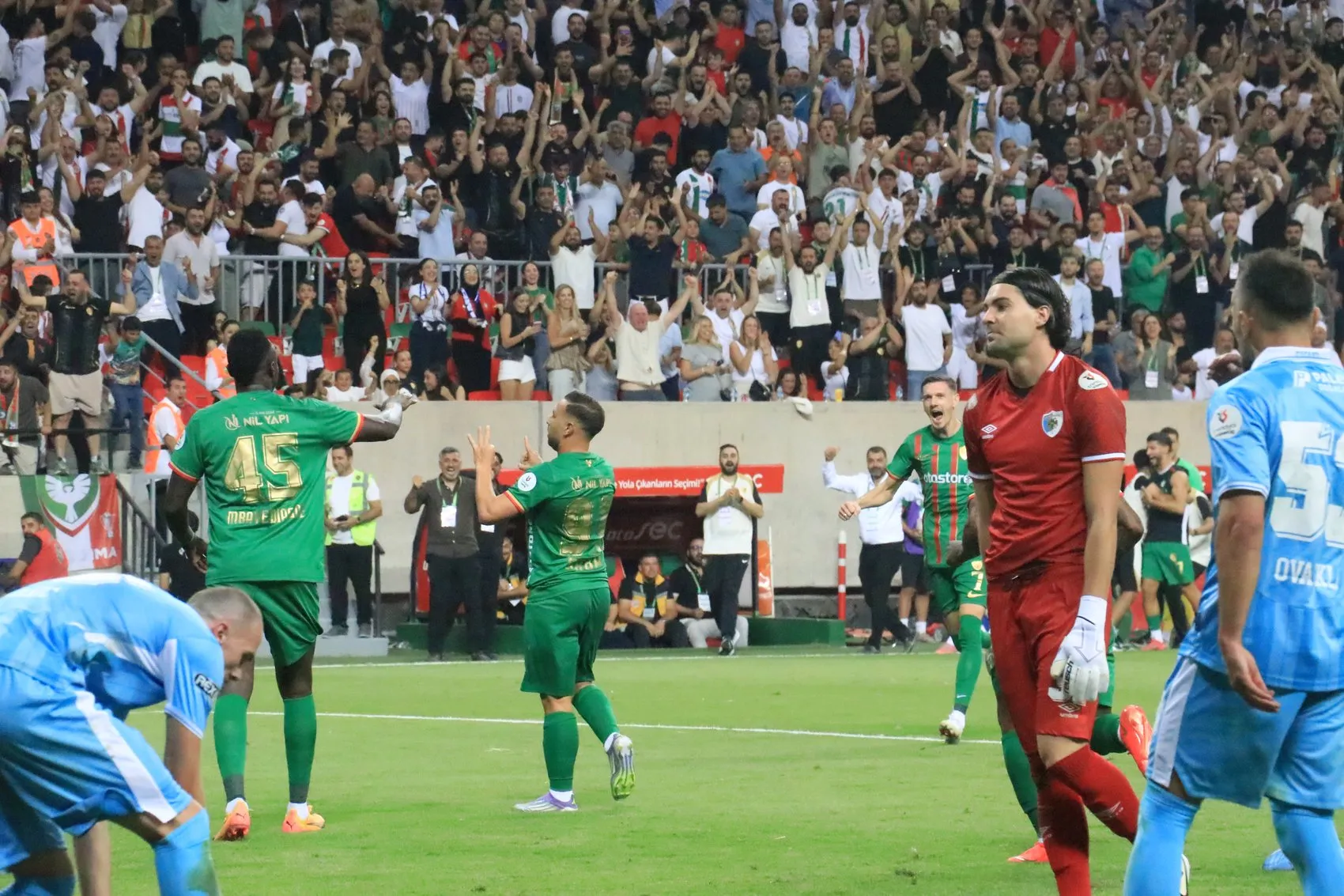 Amedspor Süper Lig açılışını üç golle kutladı