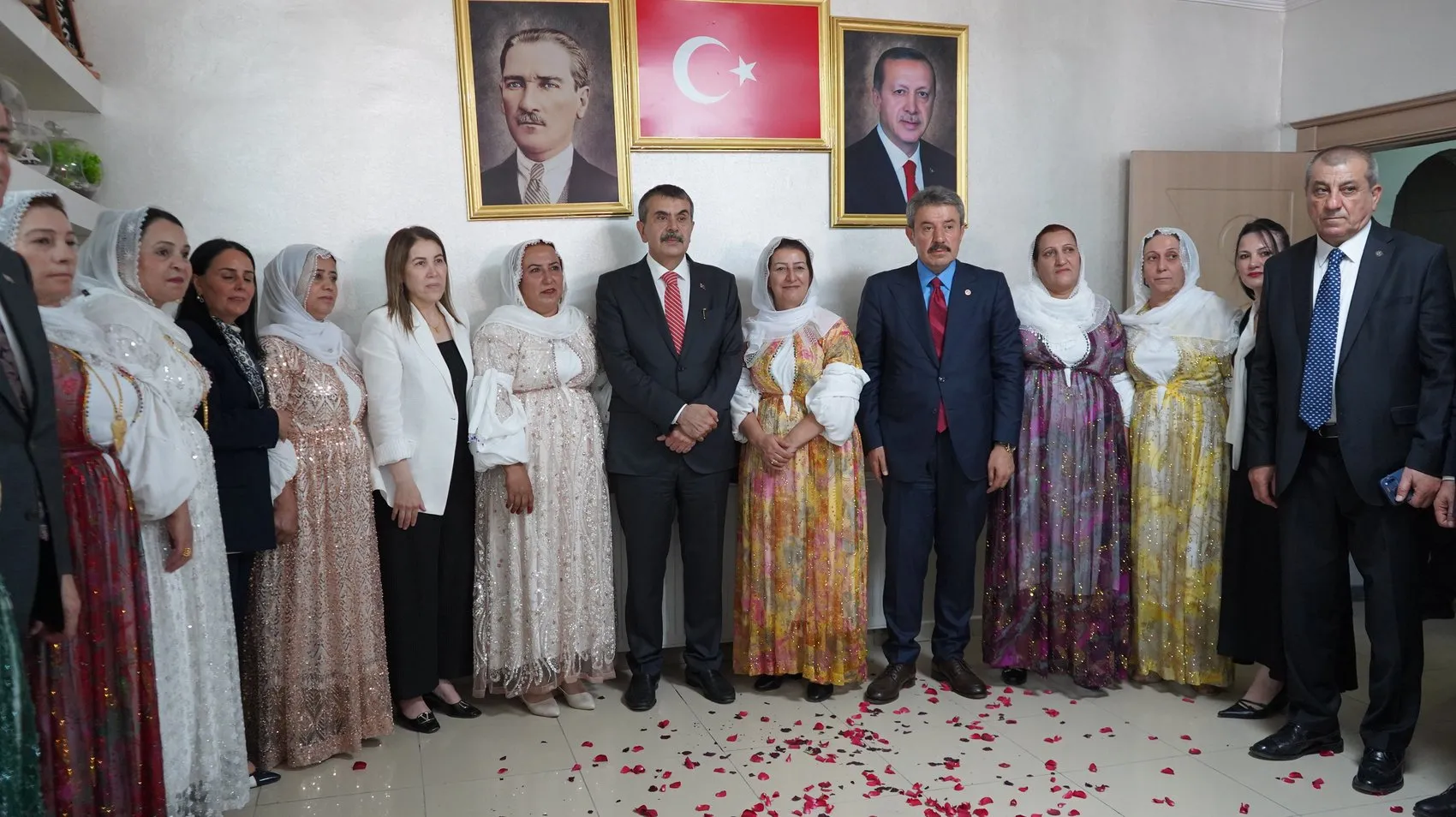 Bakan Tekin Şırnakta Geçmişin Hatalarını ve Yeni Süreci Anlattı