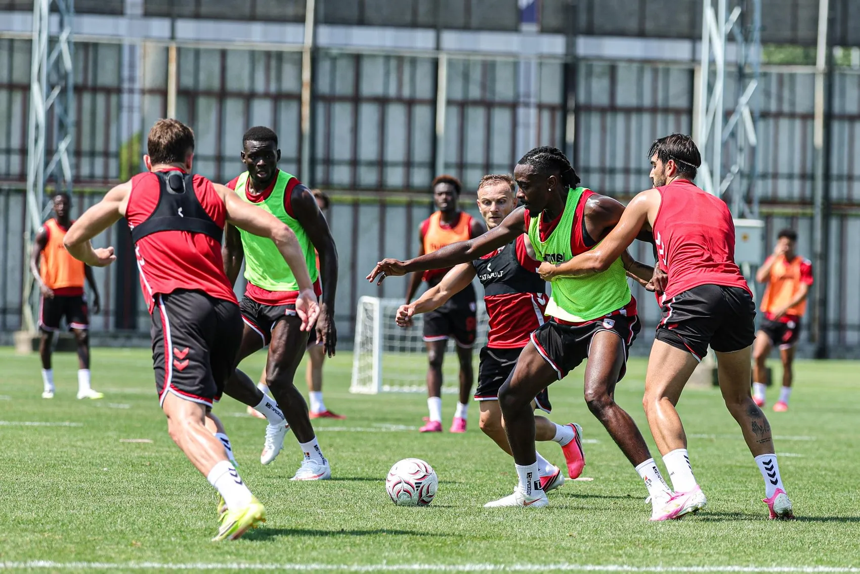 Samsunspor yeni sezon için tempoyu artırıyor