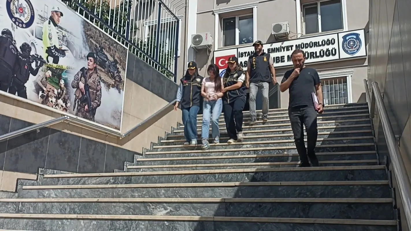Kadıköy'de saadet zinciri operasyonu 'Ponzi Mine' lakaplı hükümlü kafede yakalandı