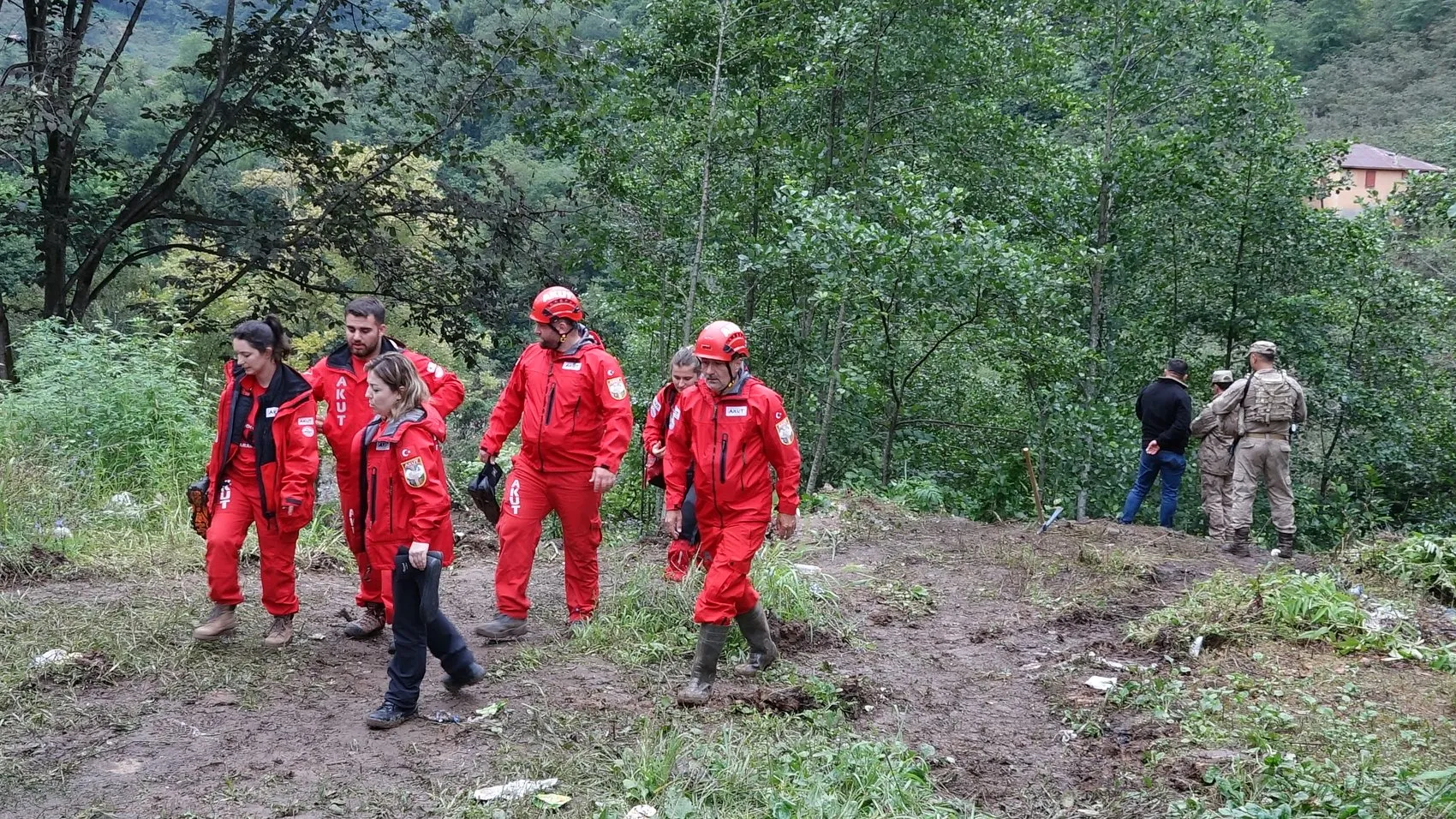 Giresun'da sel sularına kapılan iki kişiden hala haber yok