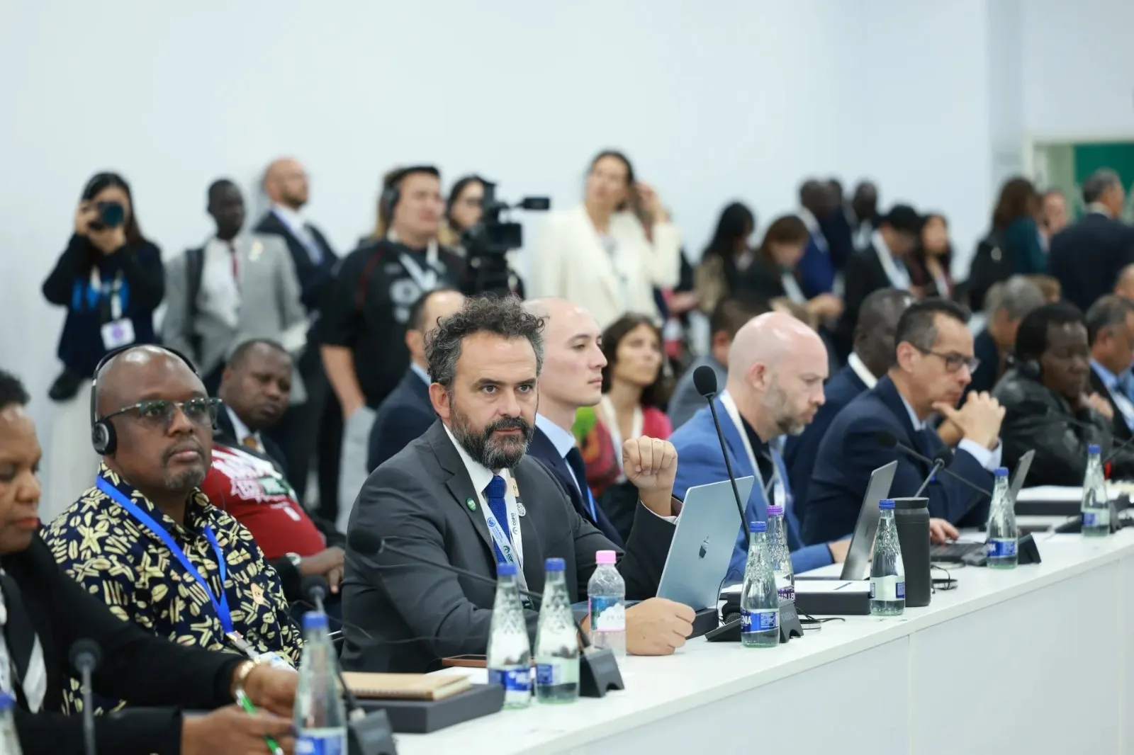 Bakan Kurum'dan dünyaya çağrı Antalya'da buluşalım