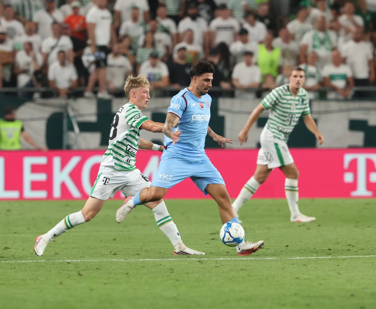 Trabzonspor’un Avrupa macerası Konferans Ligi’nde sürecek