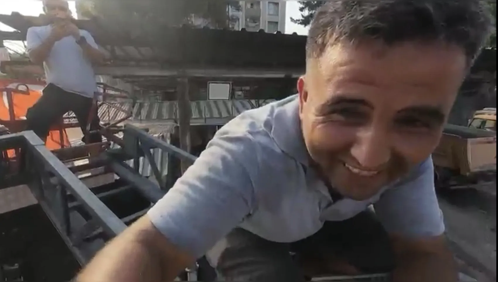Osmaniyeli patronun dronla serinleten sürprizi