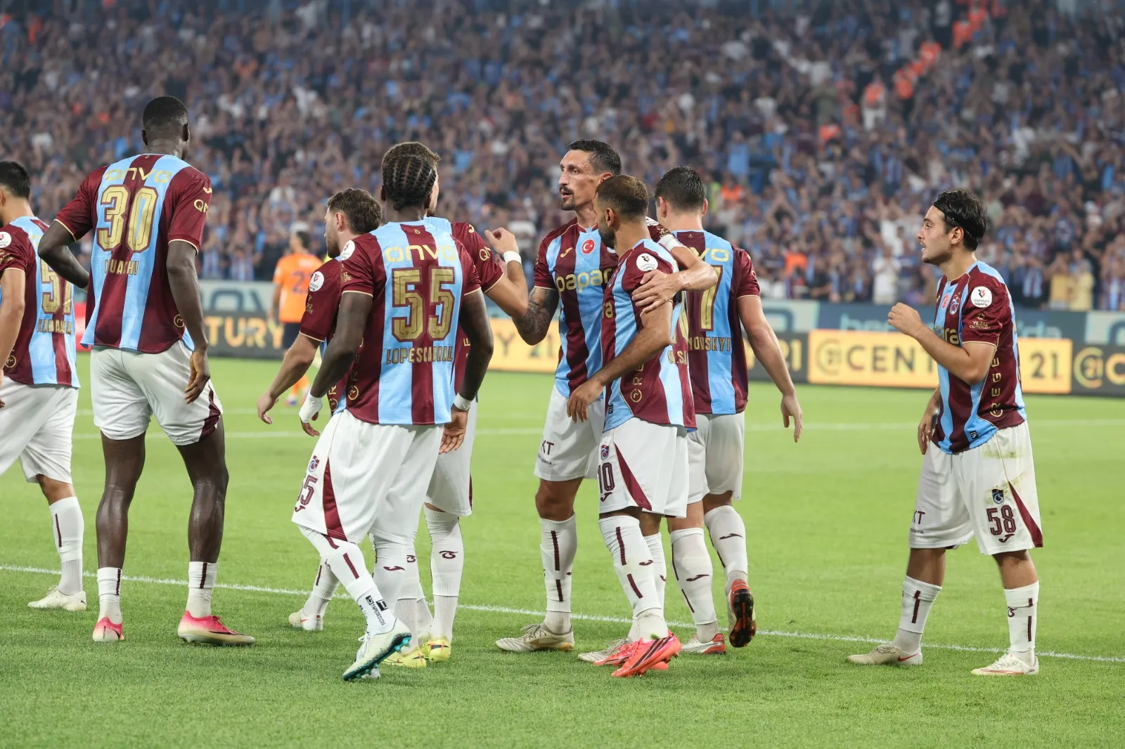 Trabzonspor’u 2 Gollük Salah Uçurdu, İlk Galibiyet Geldi