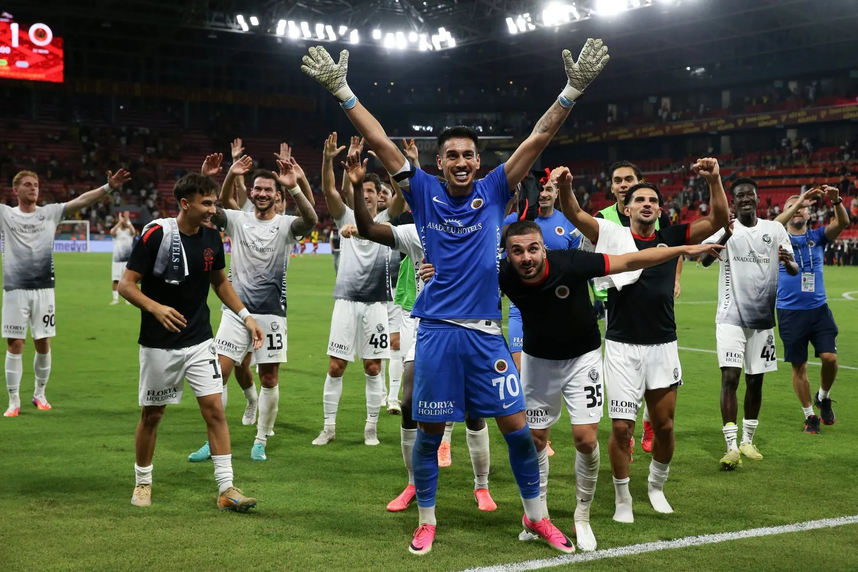 Göztepe’nin savunması iki maçta dört gol yedi