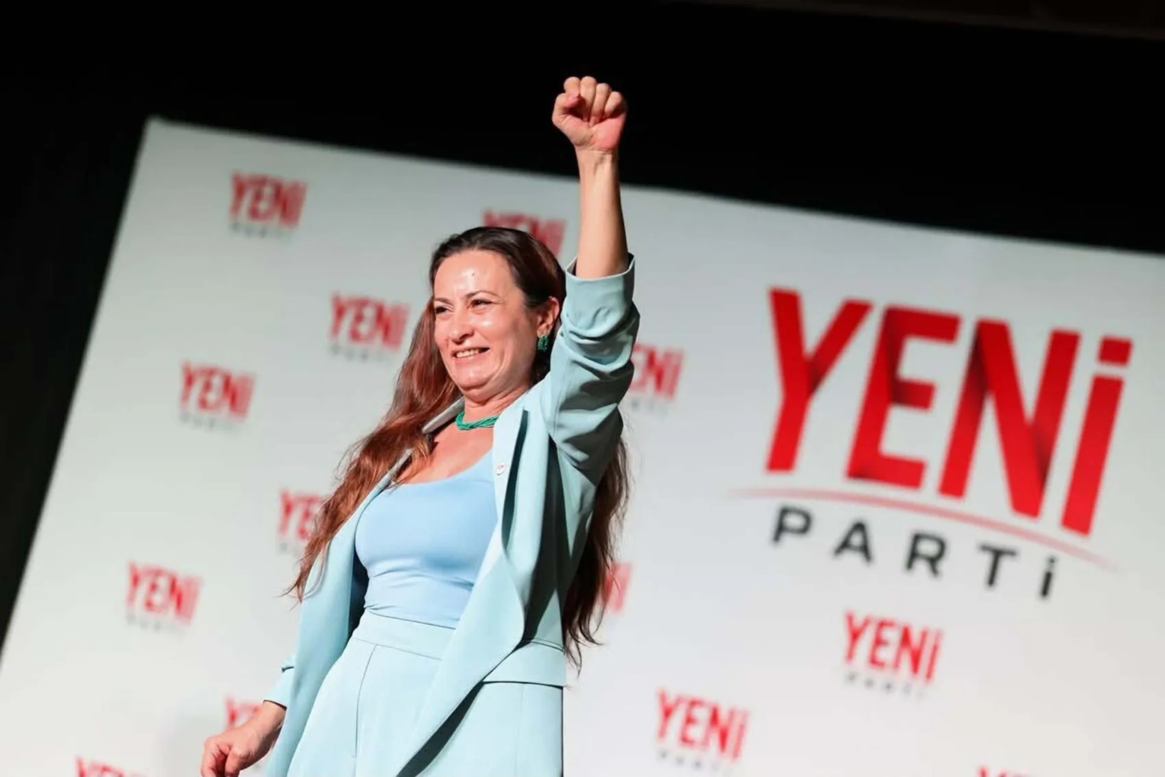 Manisa’daki rüşvet soruşturmasında Yeni Parti il başkanına gözaltı