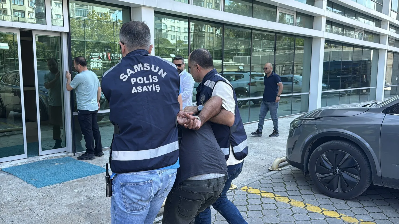 Samsun’daki cinayetin şüphelisi Trabzon’da yakayı ele verdi