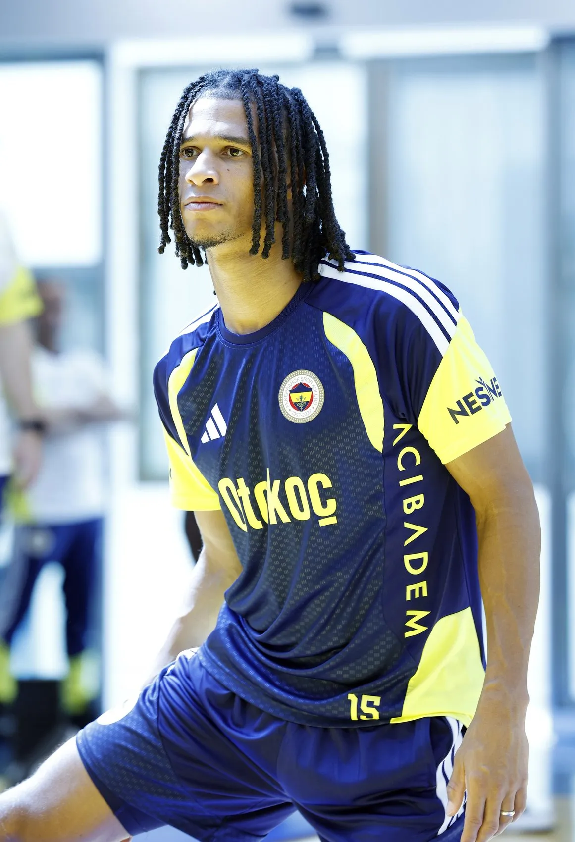 Fenerbahçe yeni sezonun ilk deplasmanı için sahaya indi