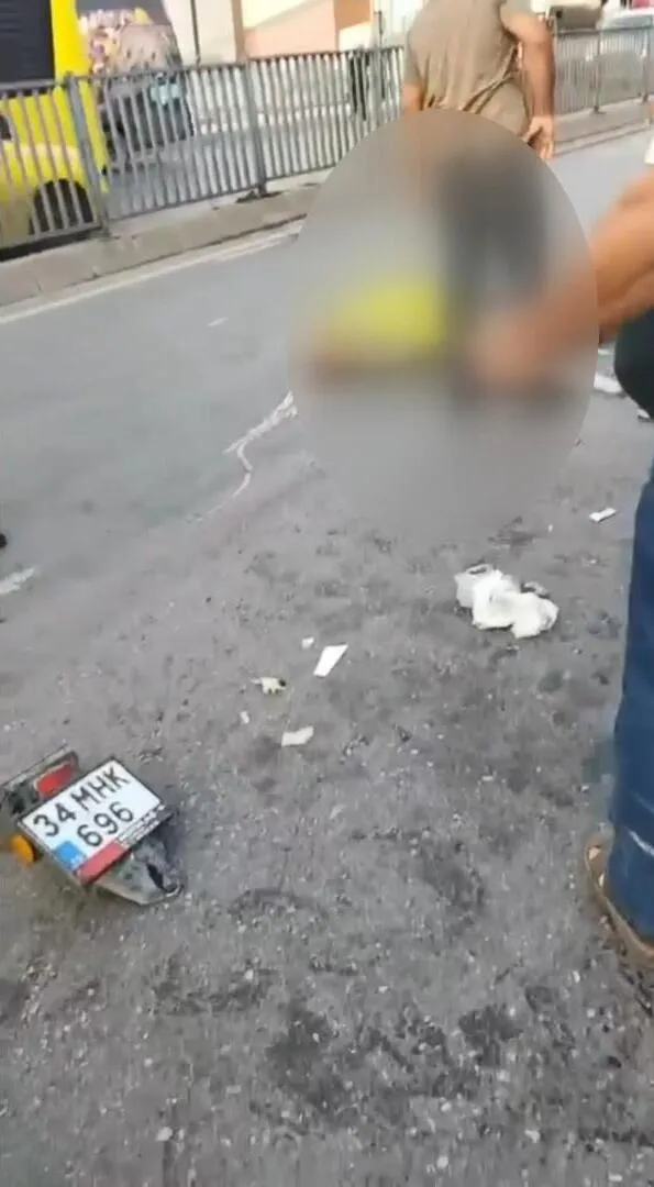Başakşehir'de sabah trafiğinde motosiklet dehşeti: Bir kişi olay yerinde can verdi