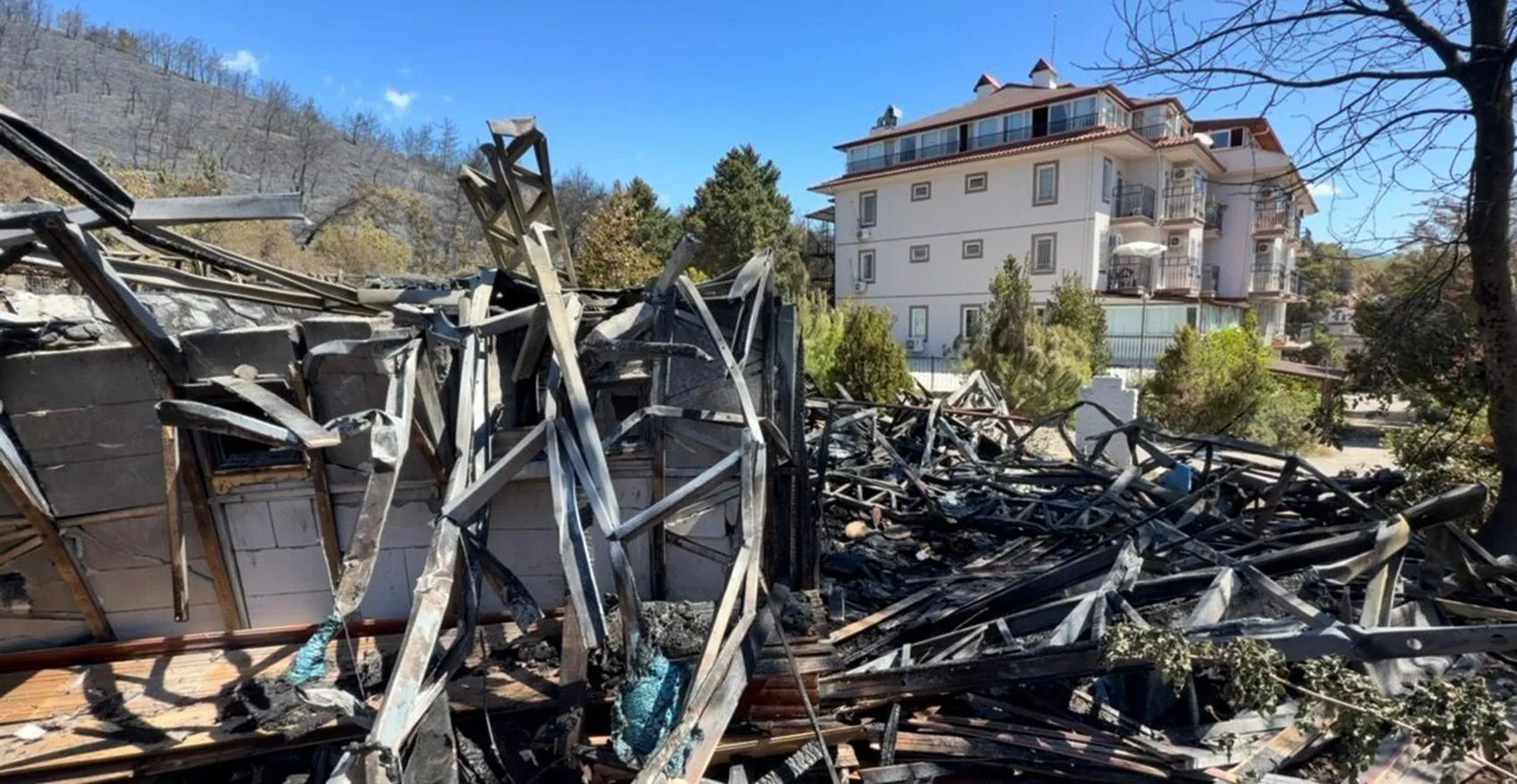 Fethiye'de alevlerin izleri dronla kaydedildi 50 hektar kül oldu