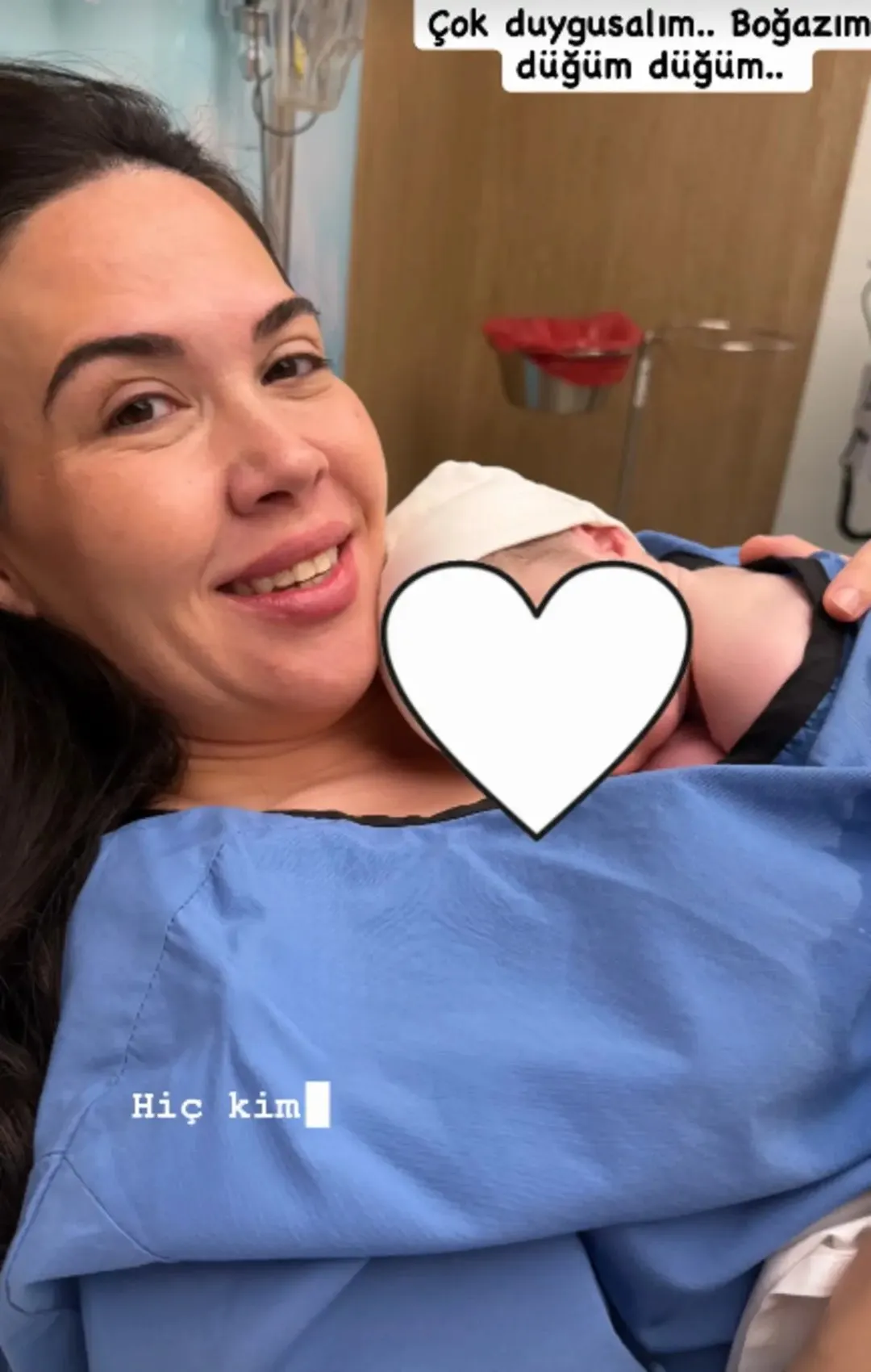 Özlem Öz 5. kez anne oldu! Paylaşımlar peş peşe geldi 1