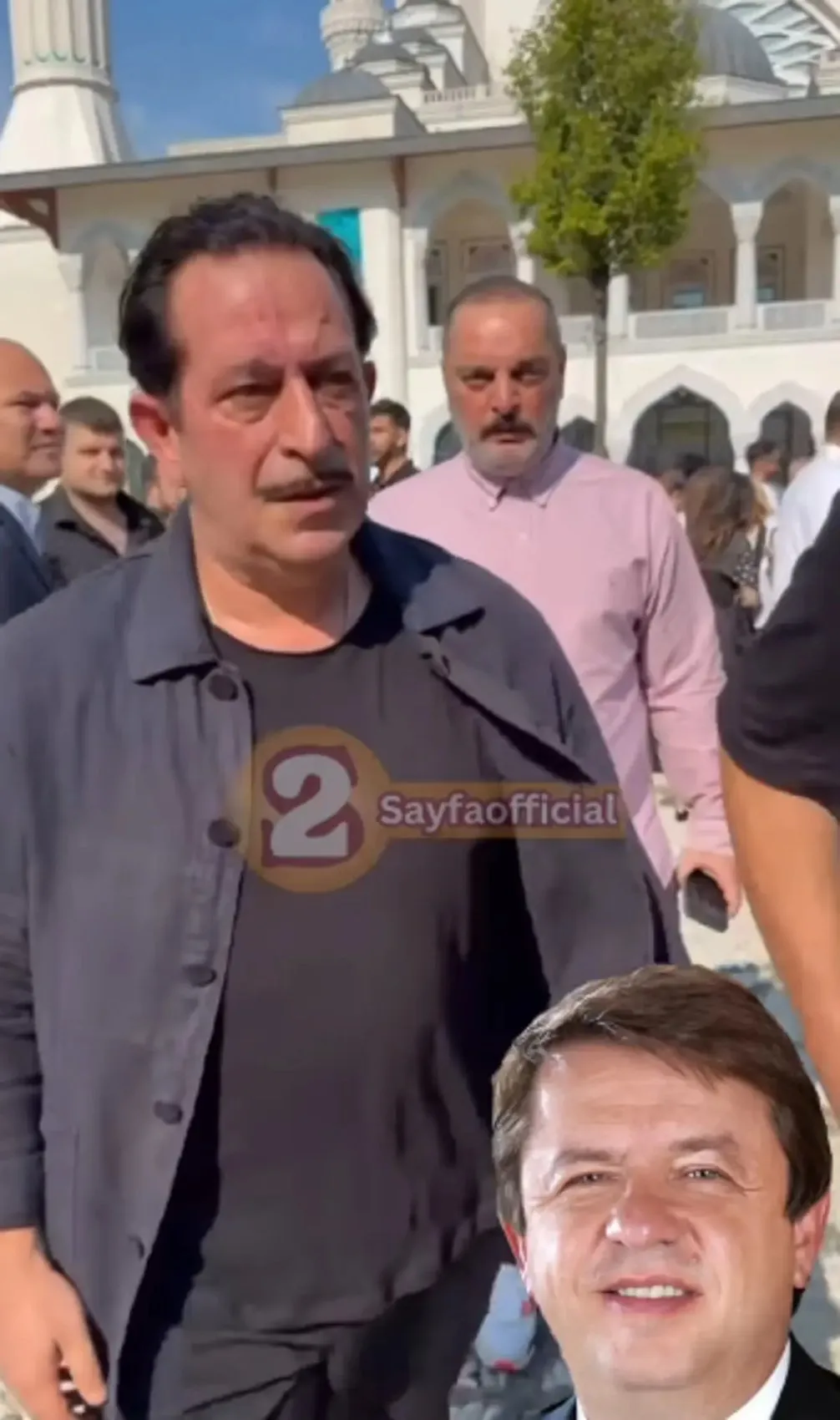 Cem Yılmaz cenaze töreninde ortaya çıktı! Görenler tanıyamadı 1
