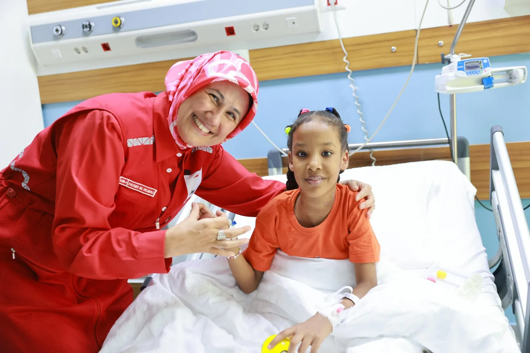 Kızılay Başkanı Kahire'de Gazzeli hastalarla buluştu, yeni destek programı duyurdu