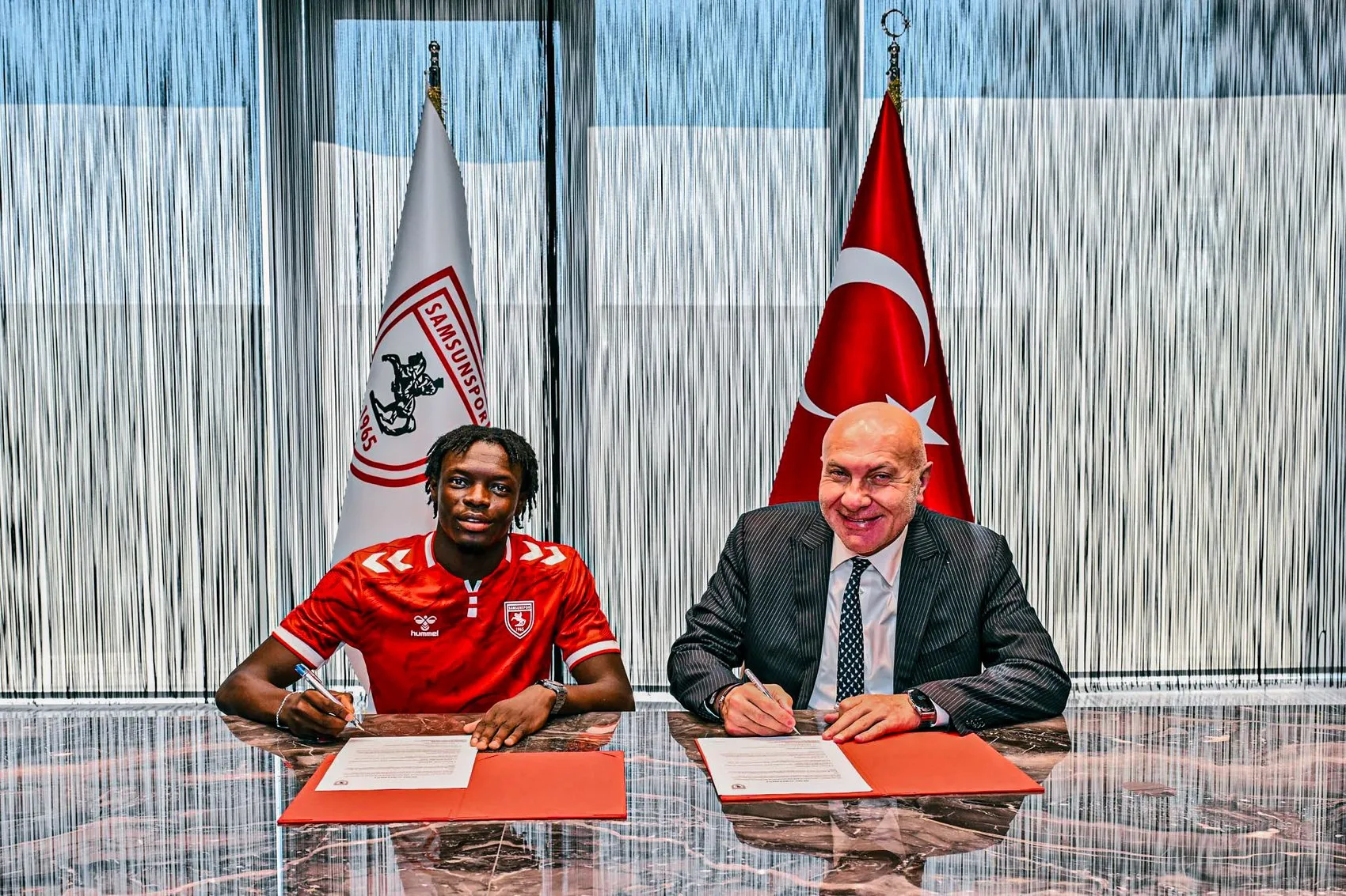 Samsunspor orta sahayı Fransız genç yetenekle güçlendirdi