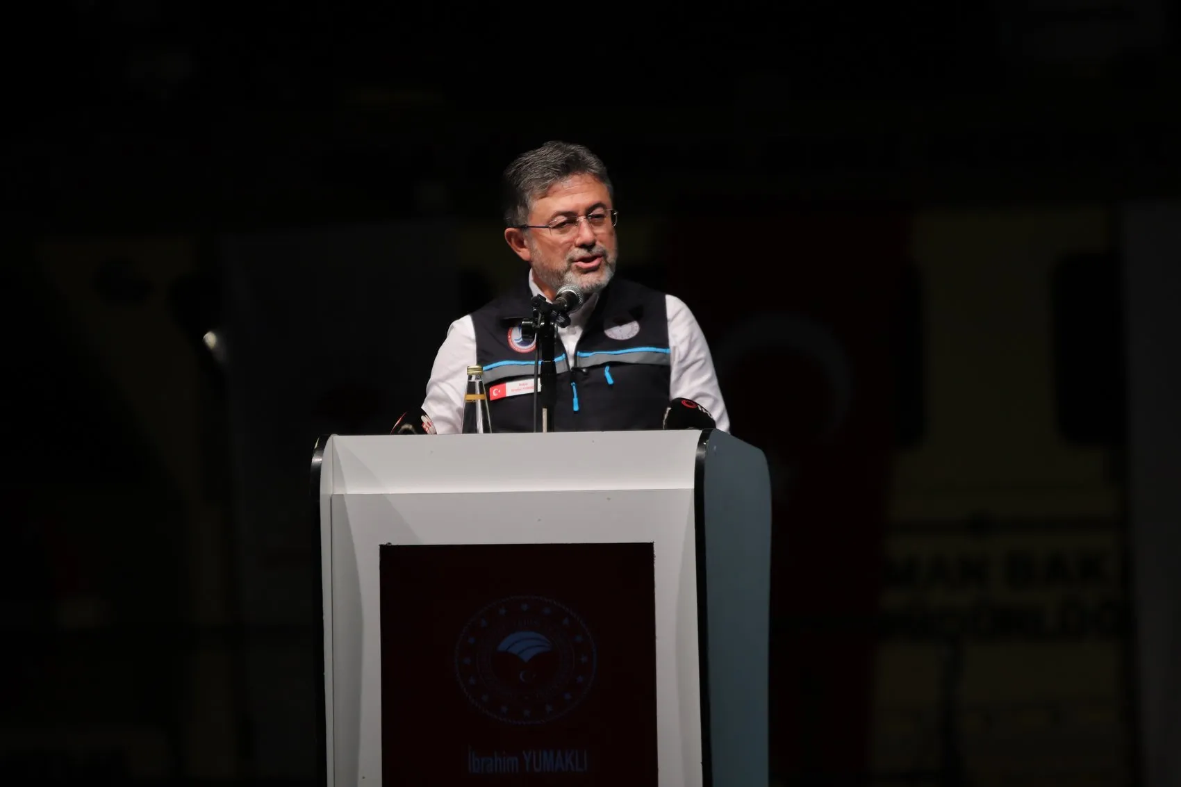 Ege'nin bereketli sularında yeni dönem: Bakan Yumaklı'dan balıkçılara 'Vira Bismillah' mesajı