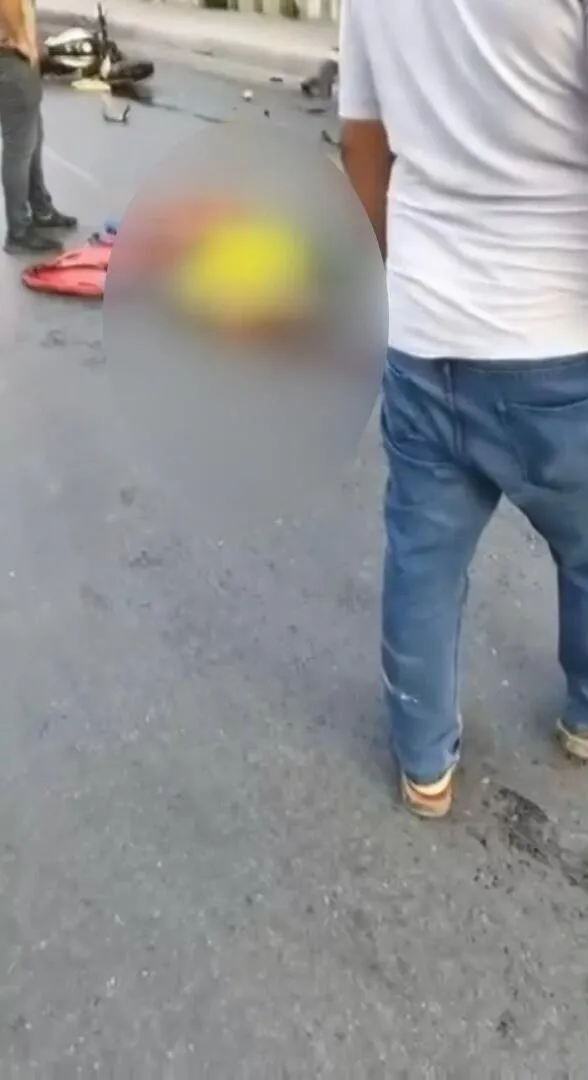 Başakşehir'de sabah trafiğinde motosiklet dehşeti: Bir kişi olay yerinde can verdi