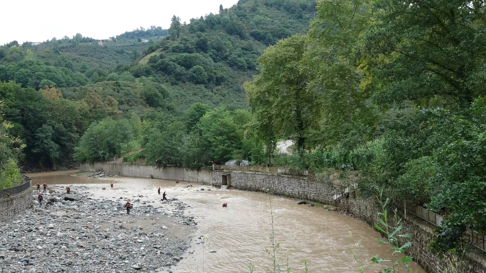 Giresun'da şiddetli sağanak sele dönüştü 2 kişi kayıp