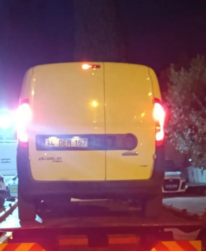 İnegöl yolunda 30 kilometrelik kovalamaca uyuşturucuyla bitti
