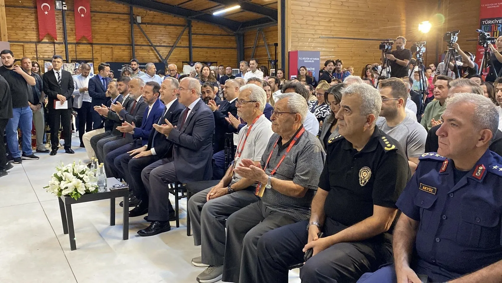 Çanakkale'de 9 gün sürecek kültür ve sanat şöleni başladı 15 mekanda 162 etkinlik