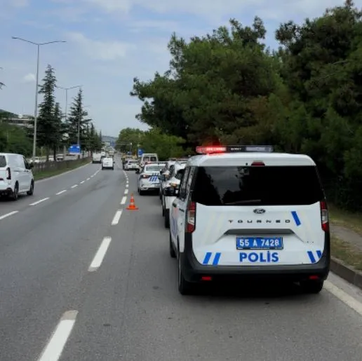 Samsun Atakum’da iki otomobil çarpıştı Bir kişi hastanelik oldu