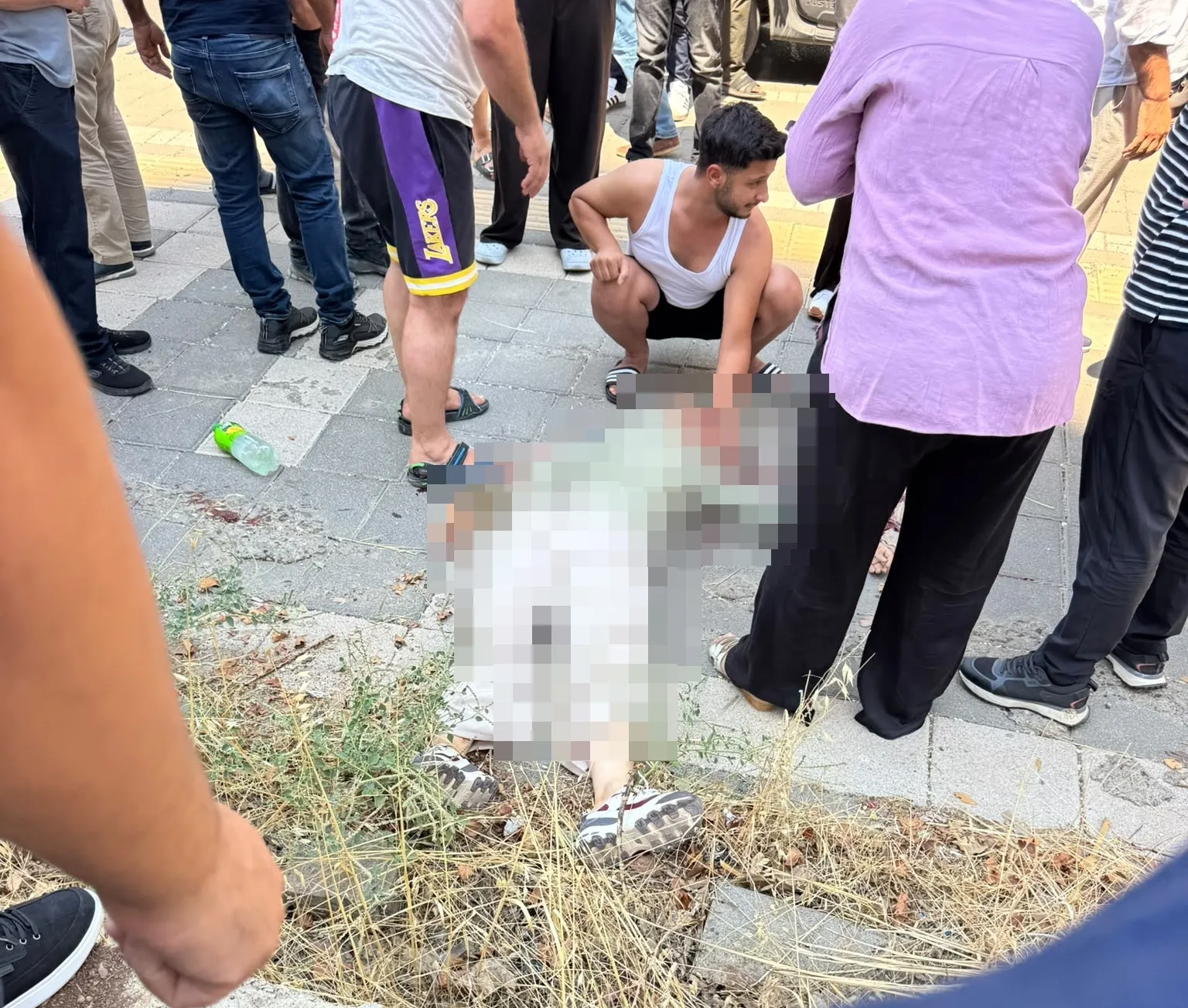 Diyarbakır'da trafik kazası İki otomobil çarpıştı