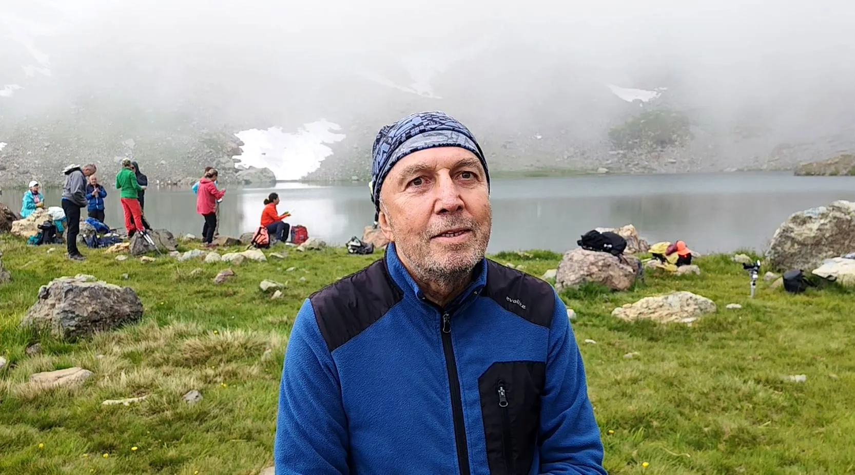 İzmirli dağcıların Karadeniz rotasında 3 bin metrede buzlu yüzüş