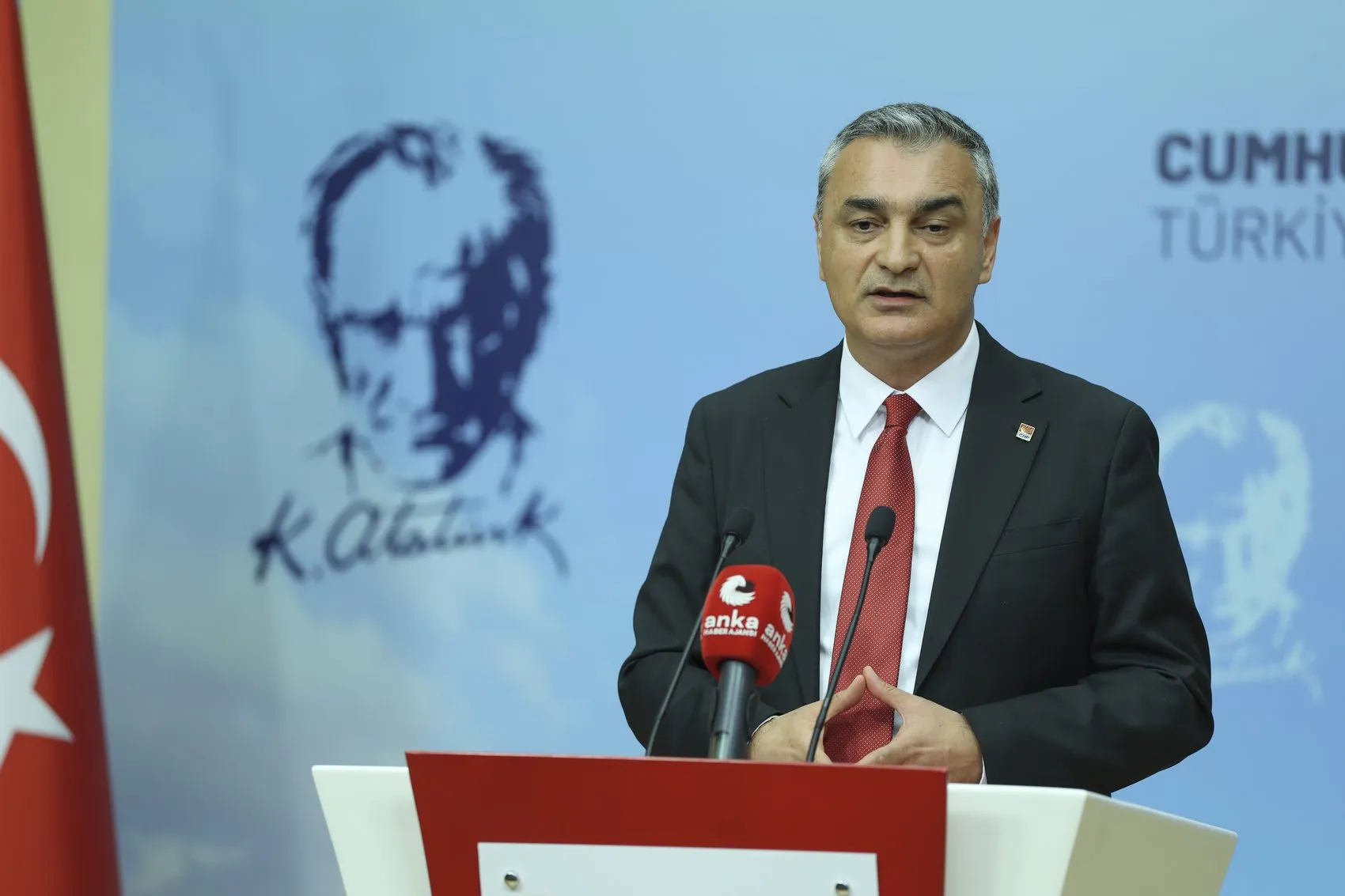 CHP teşkilatlarında yeni dönem başladı