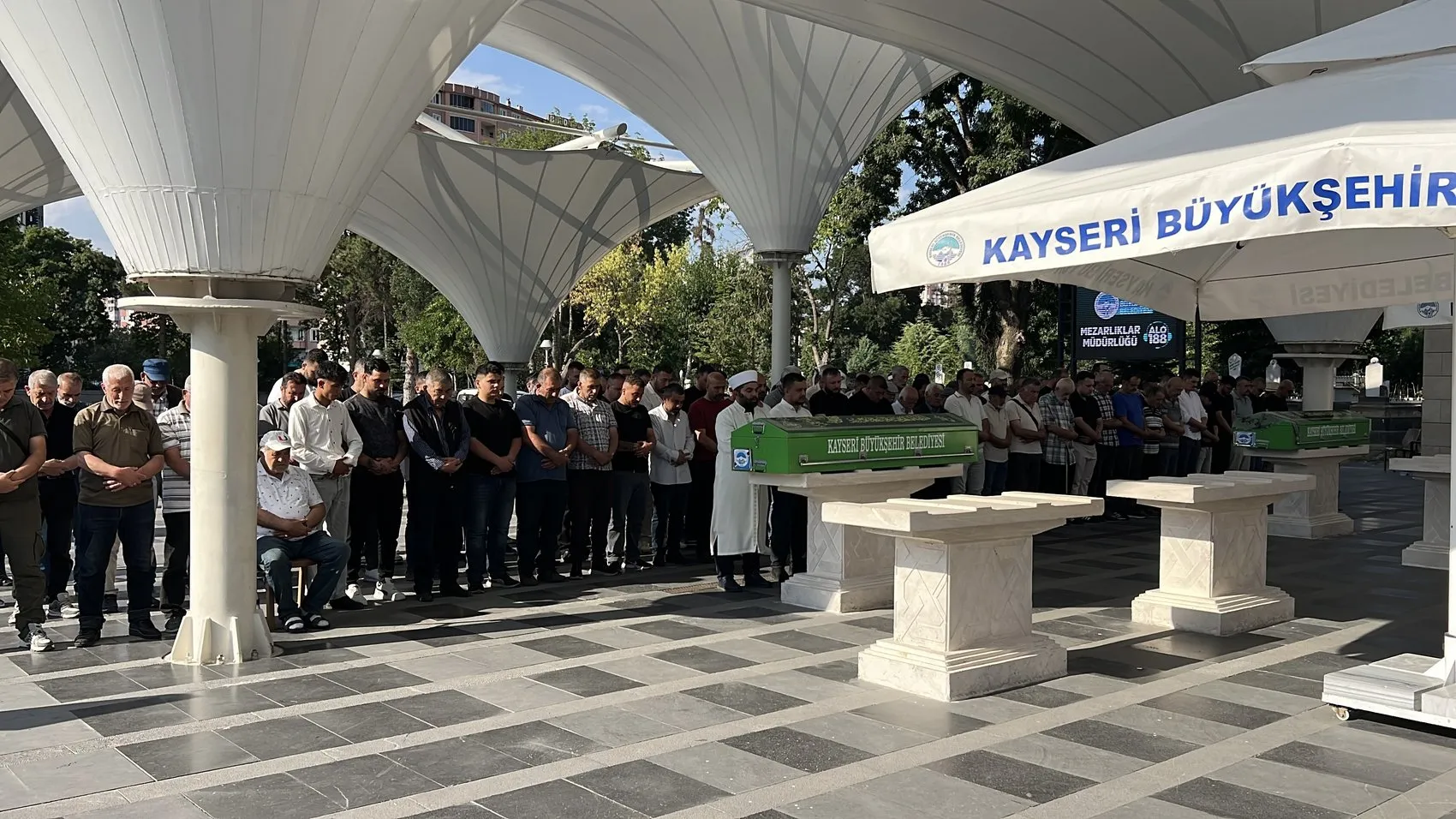 Kayseri'de gece yarısı inşaat kavgası kanlı bitti