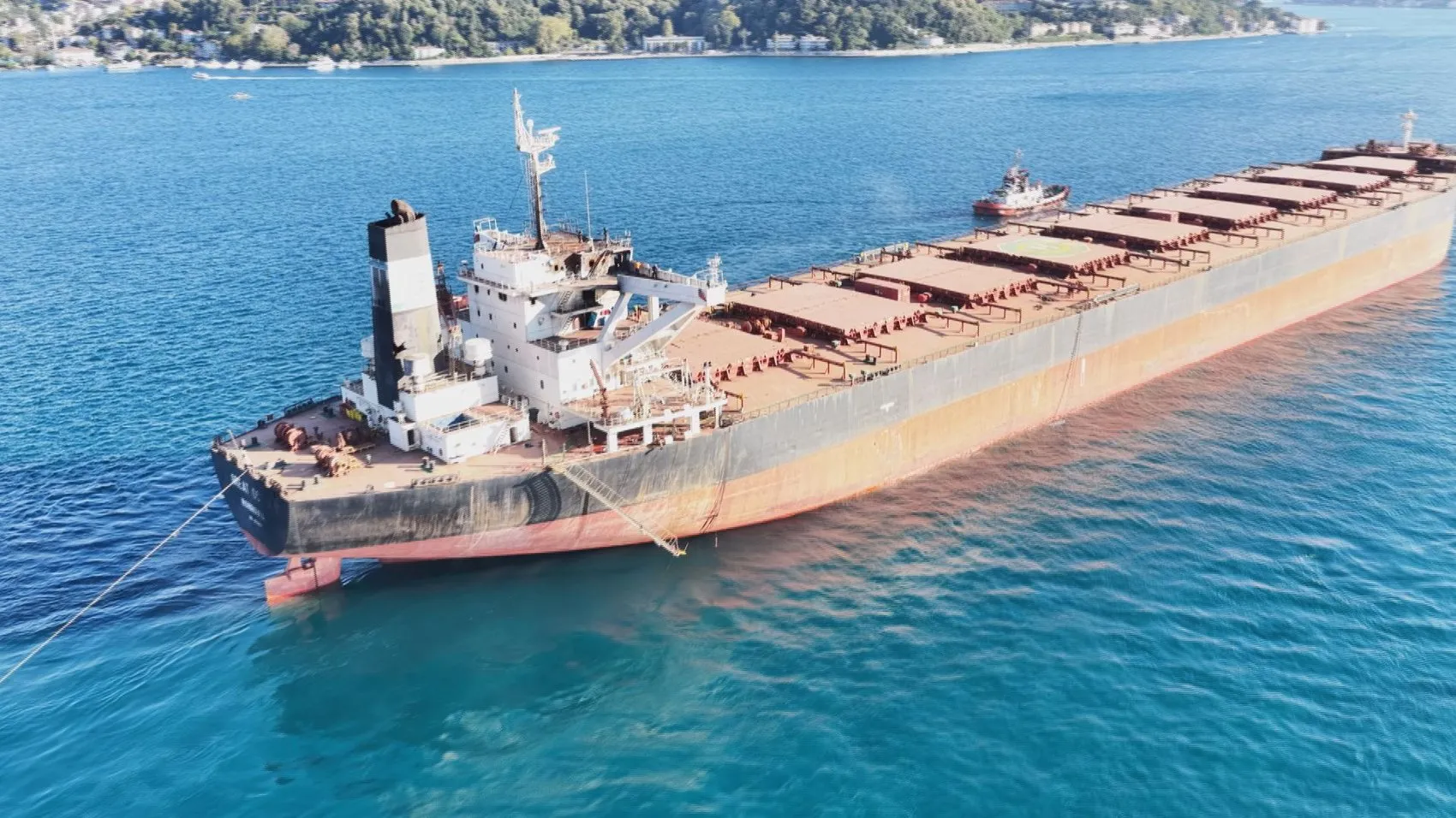 İHA saldırısı geçiren dev tanker İstanbul Boğazı'ndan geçti