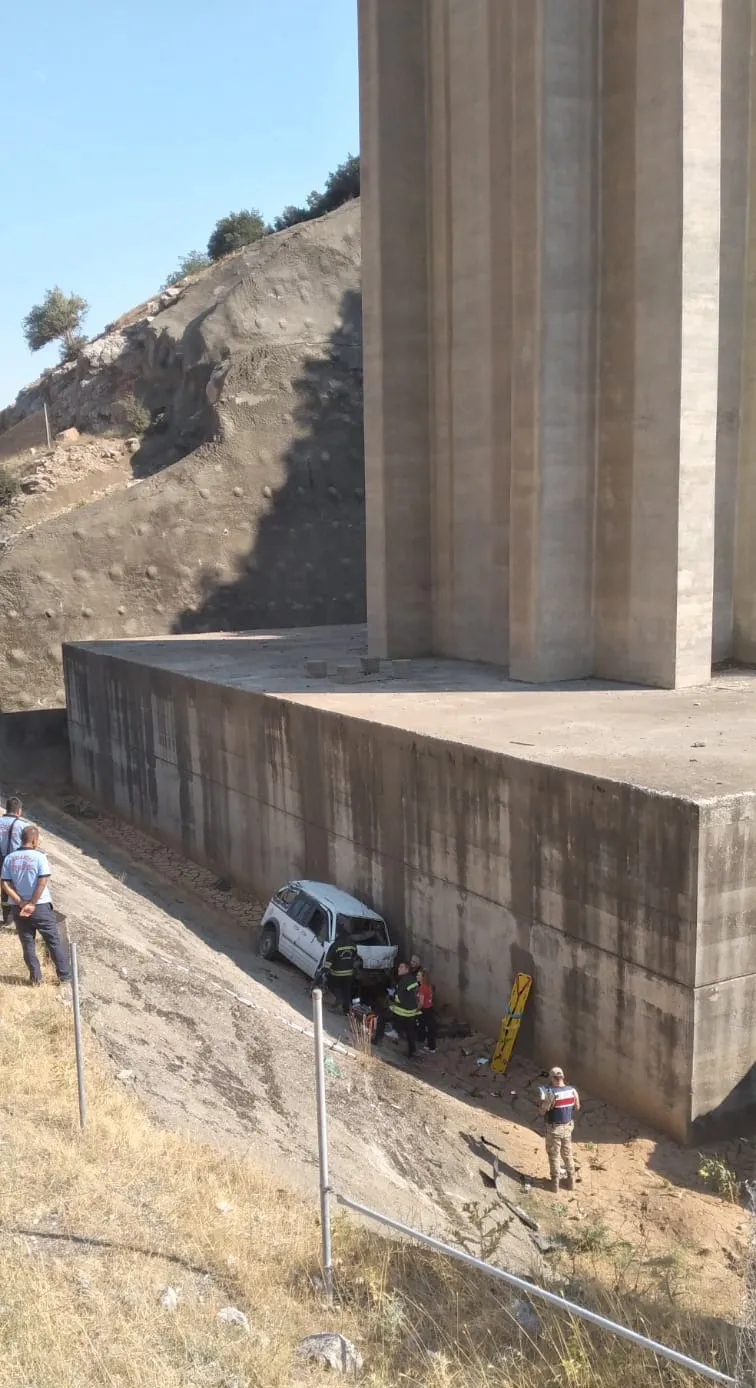 Gaziantep Nurdağı yolunda feci kaza 2 ölü