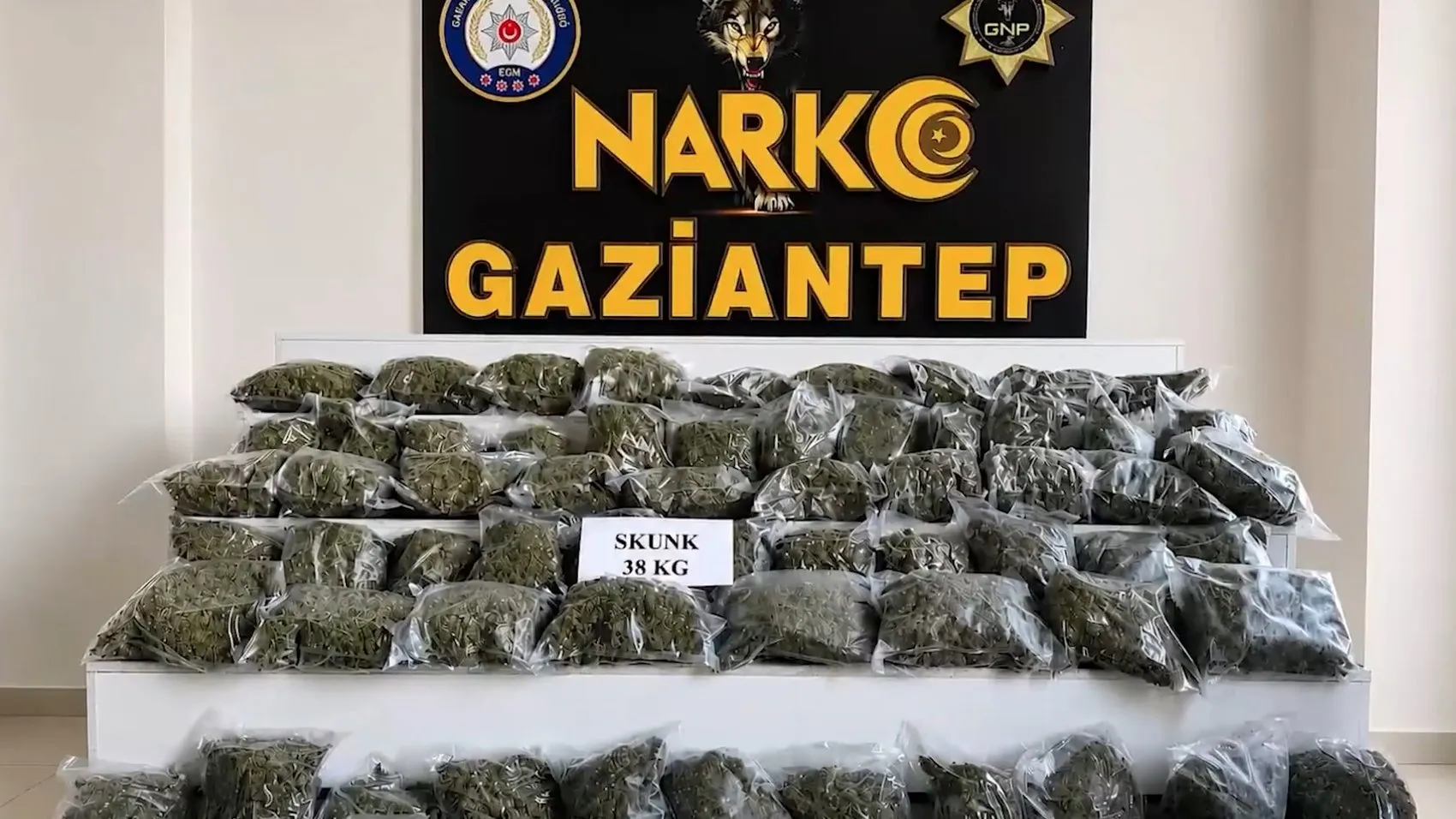 71 şehirde zehir tacirlerine büyük darbe