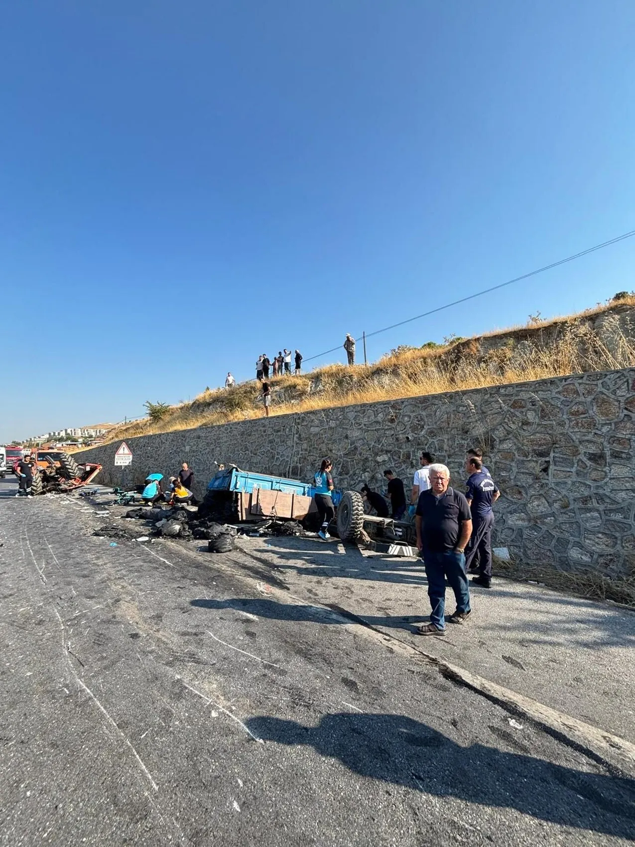 Aydın yolunda traktöre çarpma sonucu bir kişi hayatını kaybetti