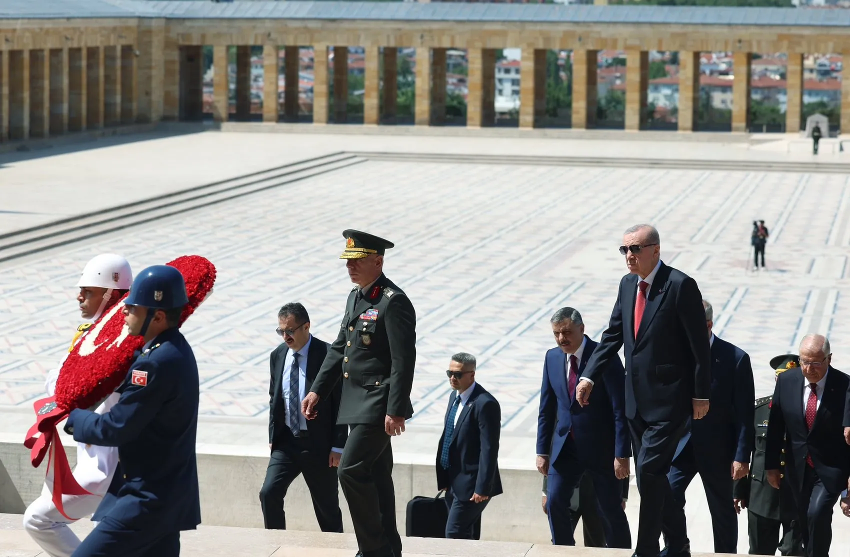 Erdoğan ve YAŞ üyeleri yeni komuta kademesiyle Anıtkabir’de buluştu