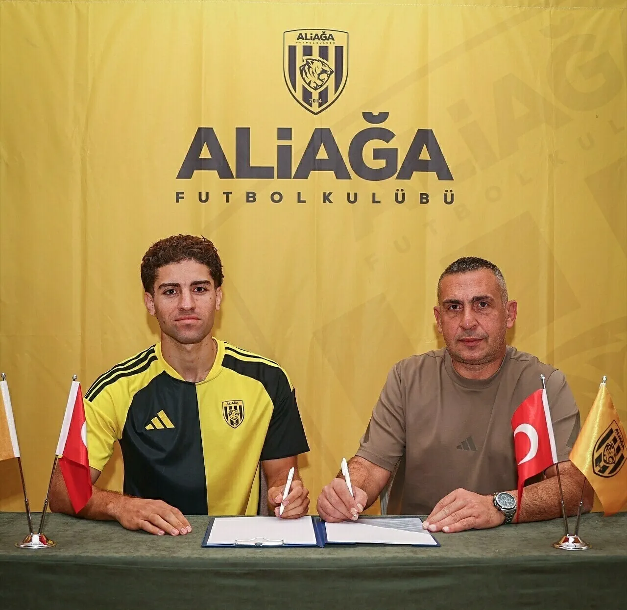 Aliağa FK sağ bek hattını tecrübeli isimle güçlendirdi