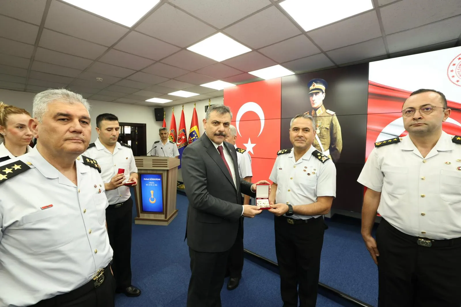 Jandarmada rütbe terfi töreni Bakan Çiftçi'den 'Terörsüz Türkiye' vurgusu