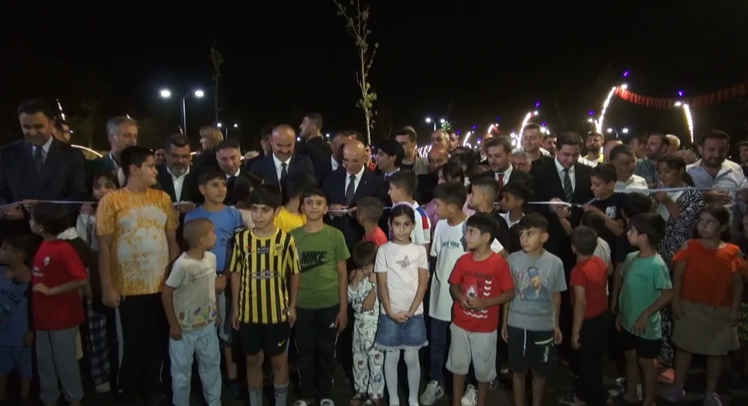 Şimşek Batman’daki değişimi hizmet fırtınası olarak yorumladı