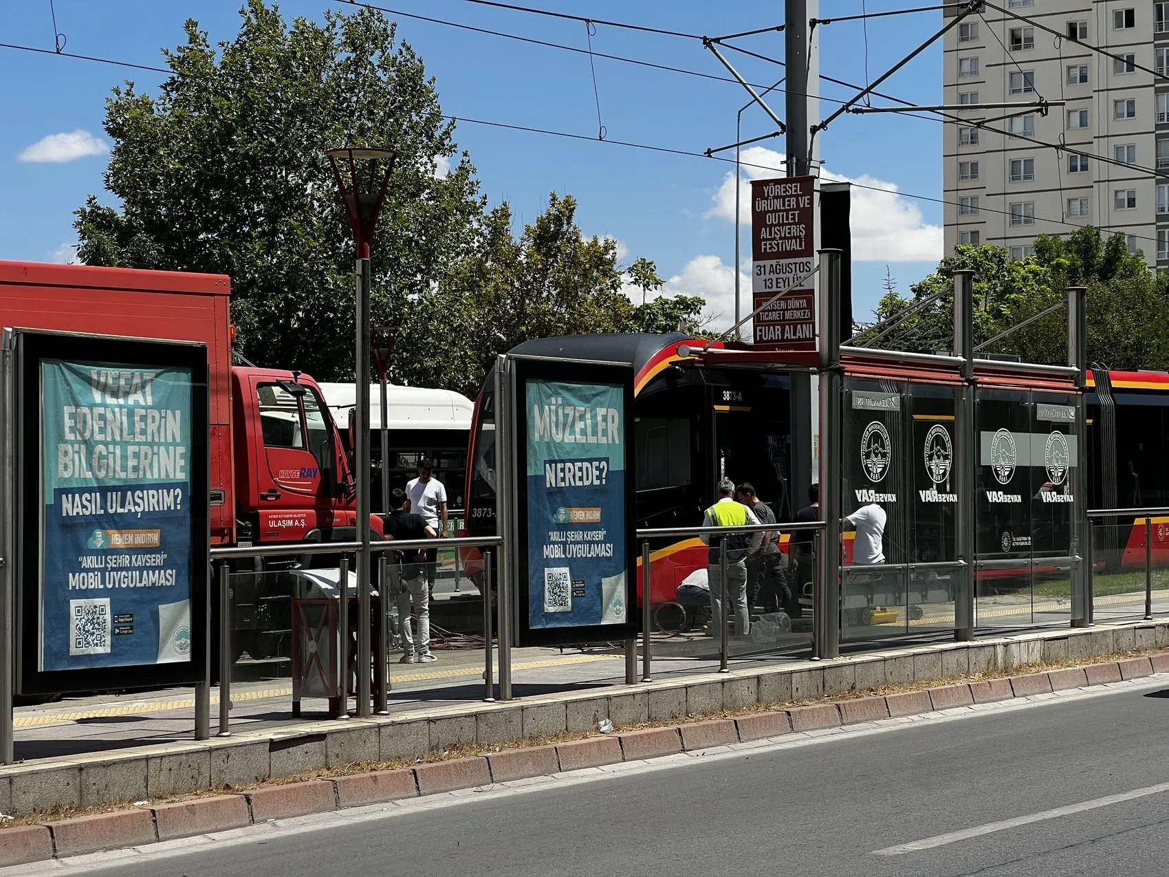 Kayseri'de tramvay kazası bir genç kızı hayattan kopardı