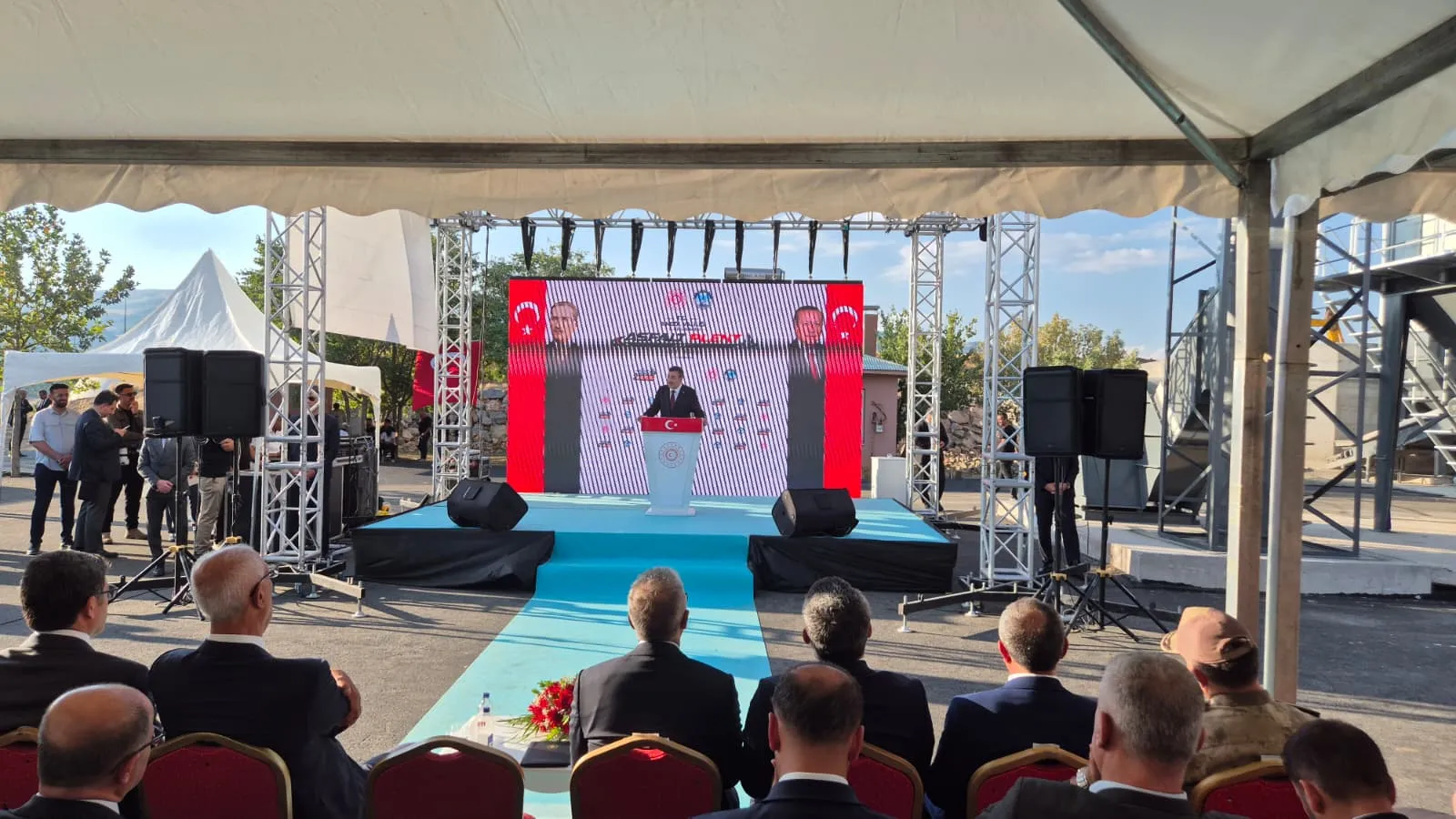 Bingöl’e asfalt tesisi kuran Yılmaz, yatırımda yeni dönemi anlattı