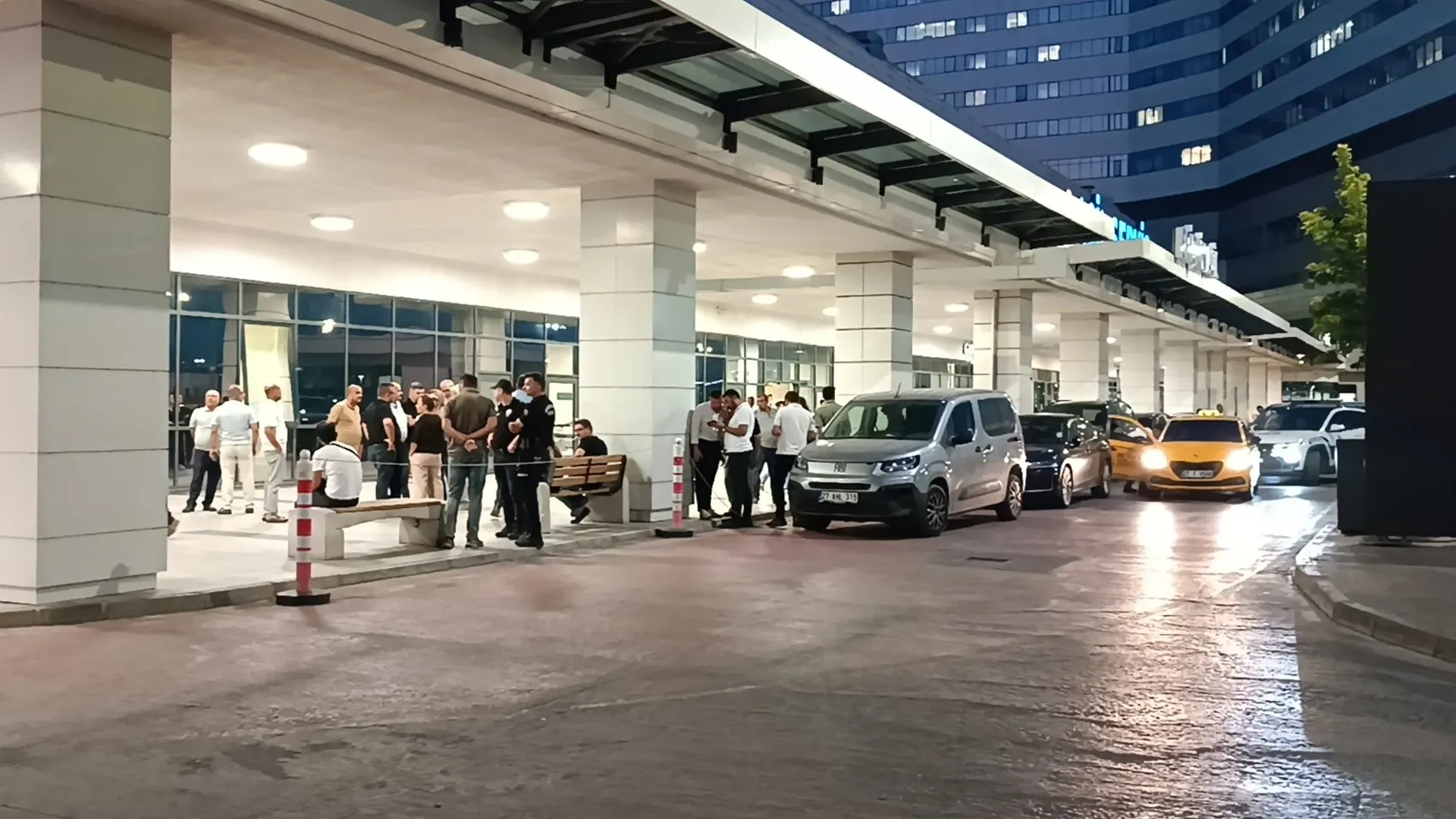 Gaziantep'te vekile bıçaklı saldırı şoku