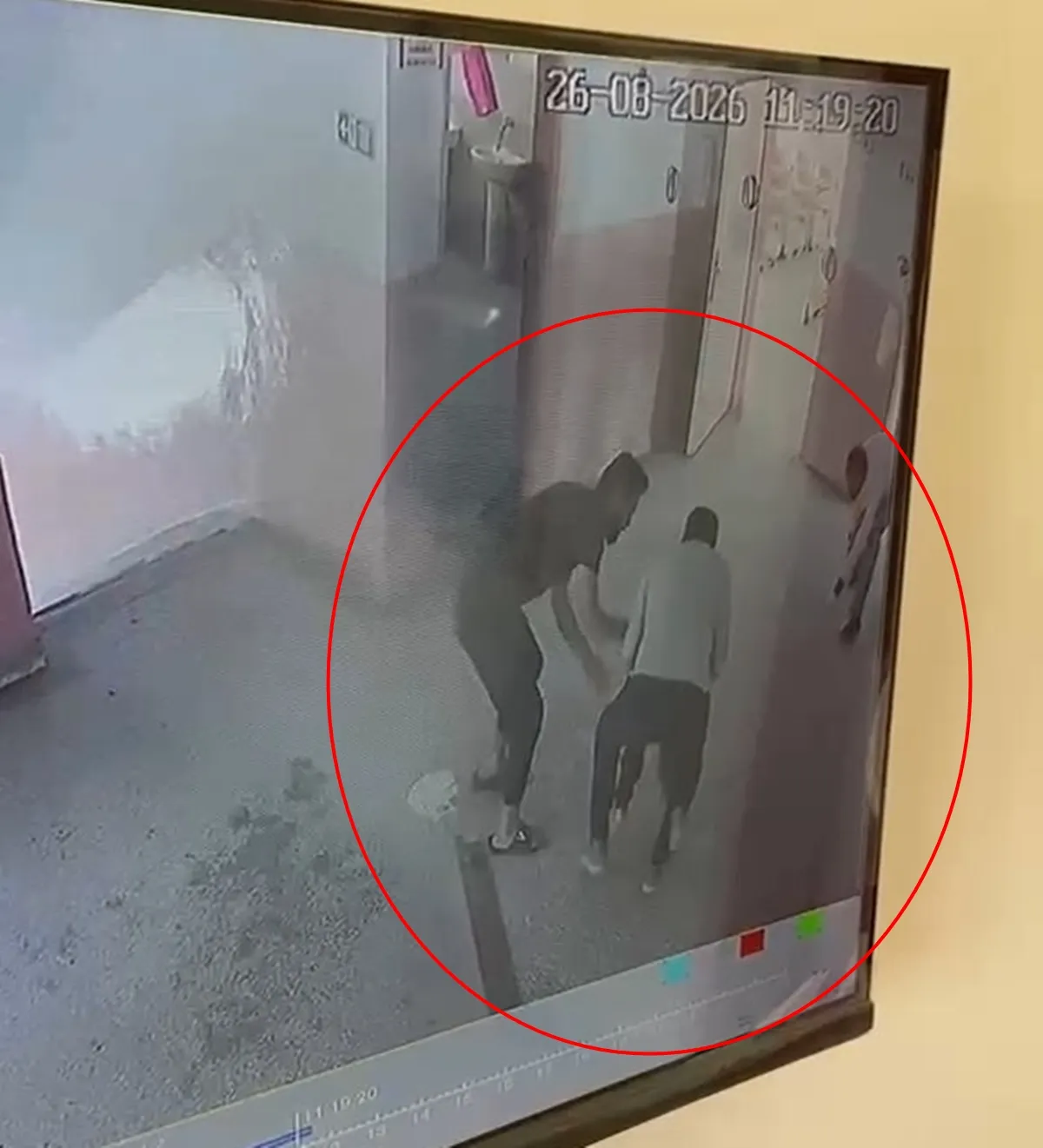 Müdürün 30 saniyelik müdahalesi 5 yaşındaki çocuğu ölümden döndürdü