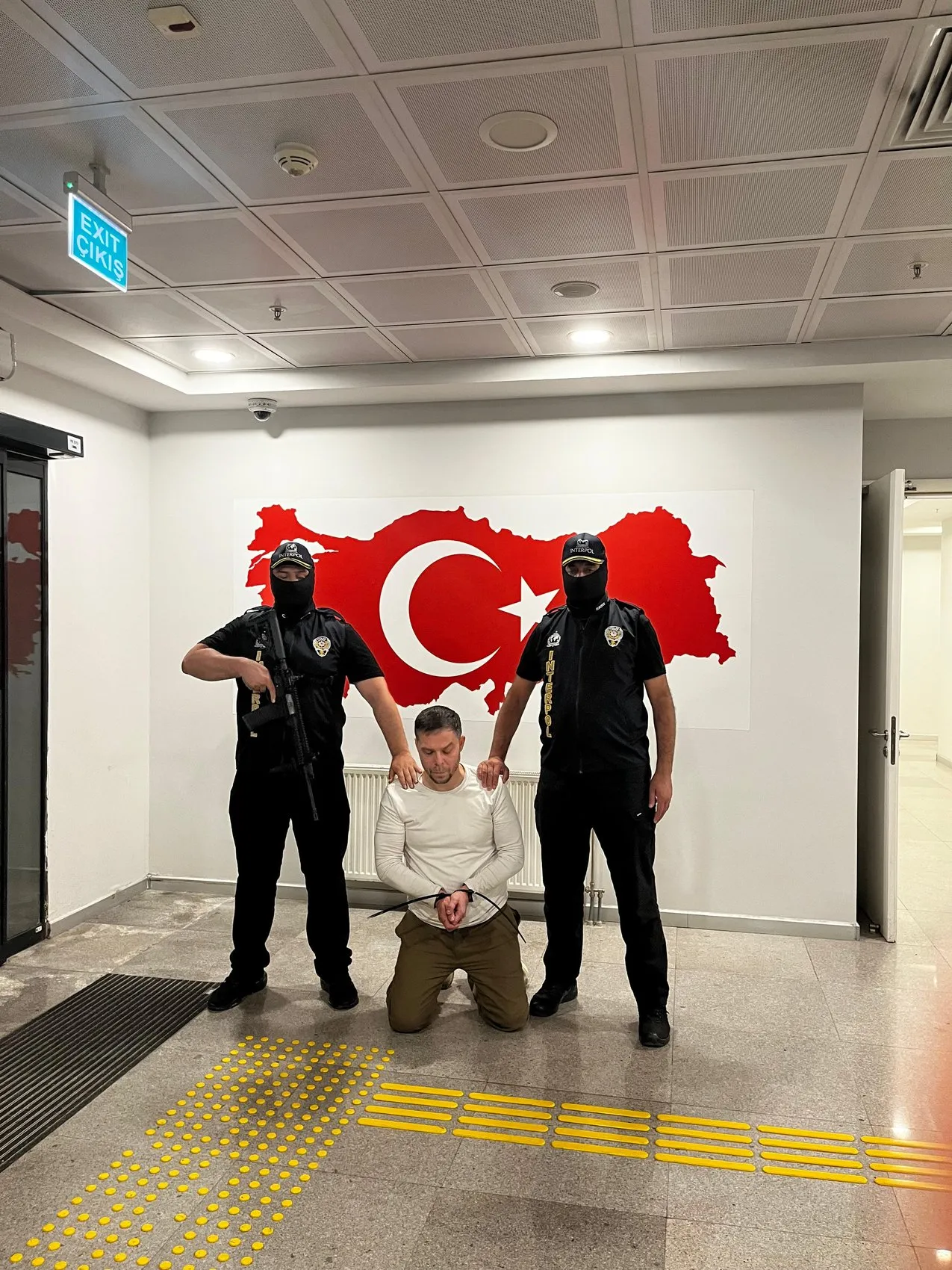 Arjantin’de yakalanan suç örgütü lideri Türkiye’ye getirildi