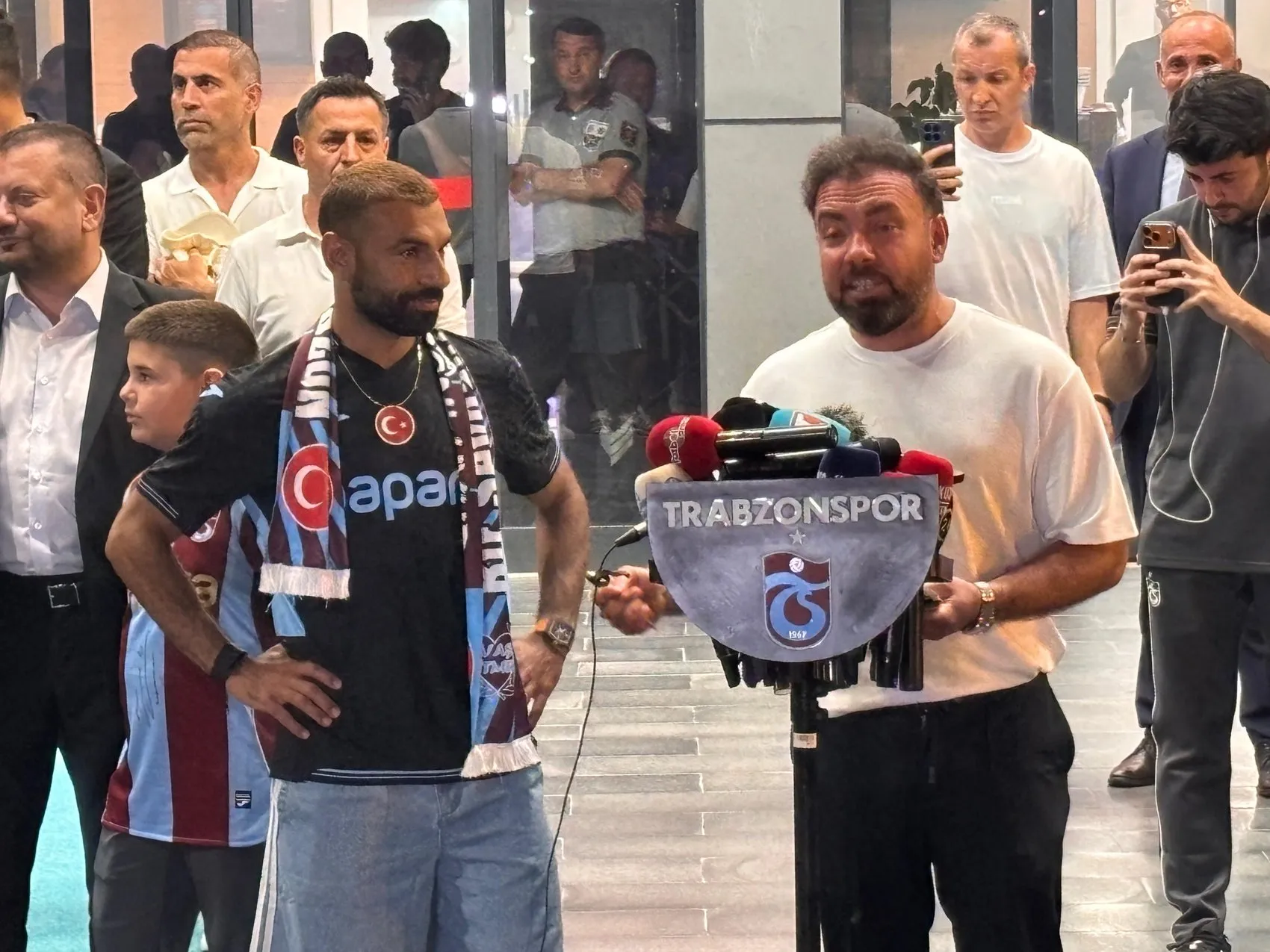 Mohamed Salah Trabzon sokaklarında görüldü
