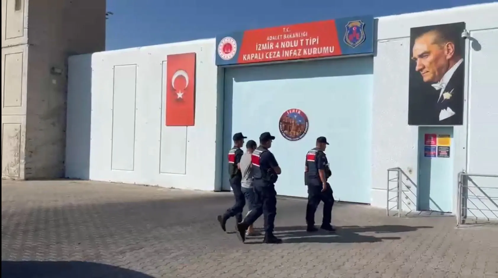 Ege kıyılarında göçmen kaçakçılarına ağır darbe